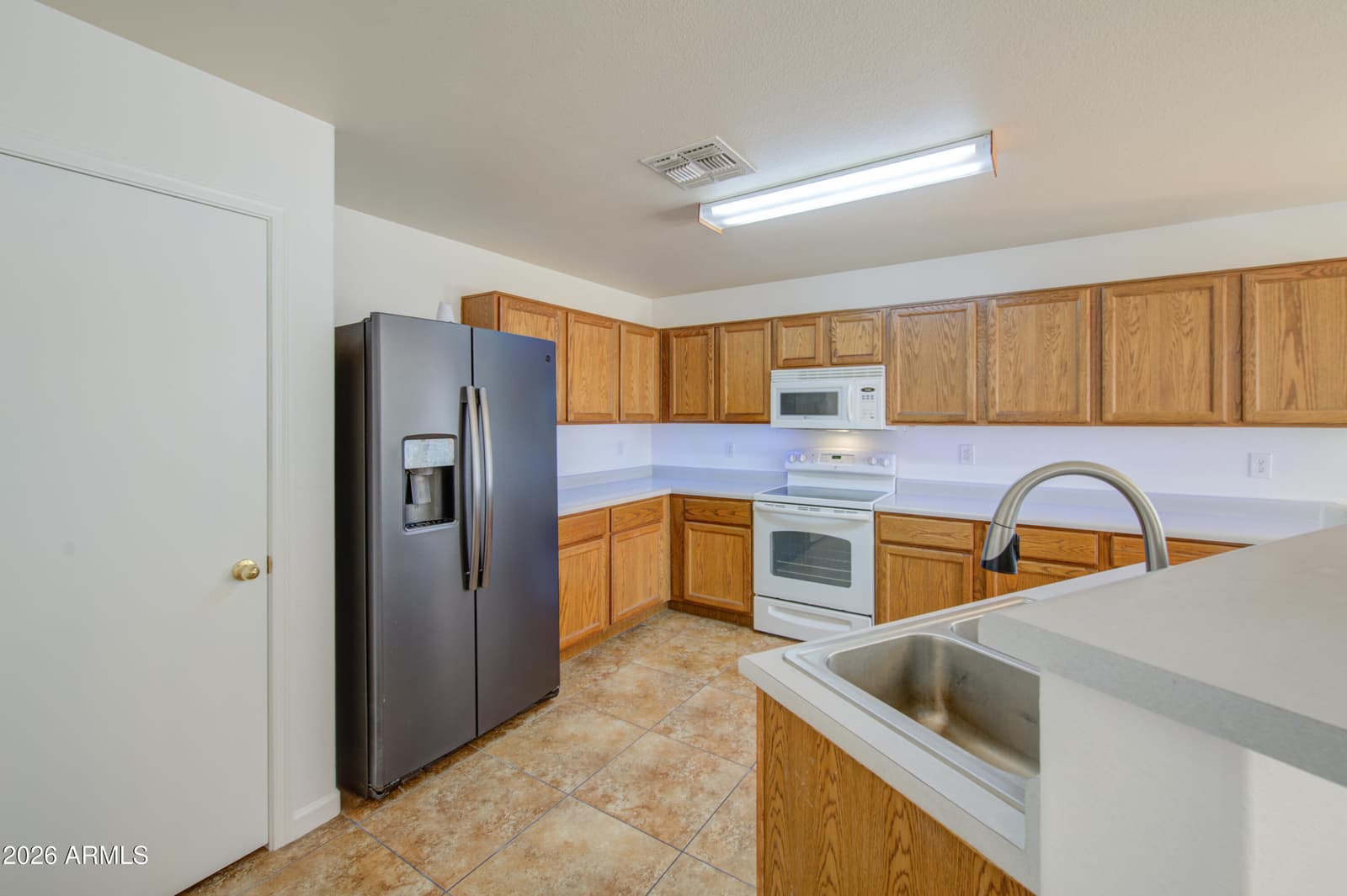 1900 W 19th Avenue, Apache Junction, AZ 85120 — photo 12 of 48