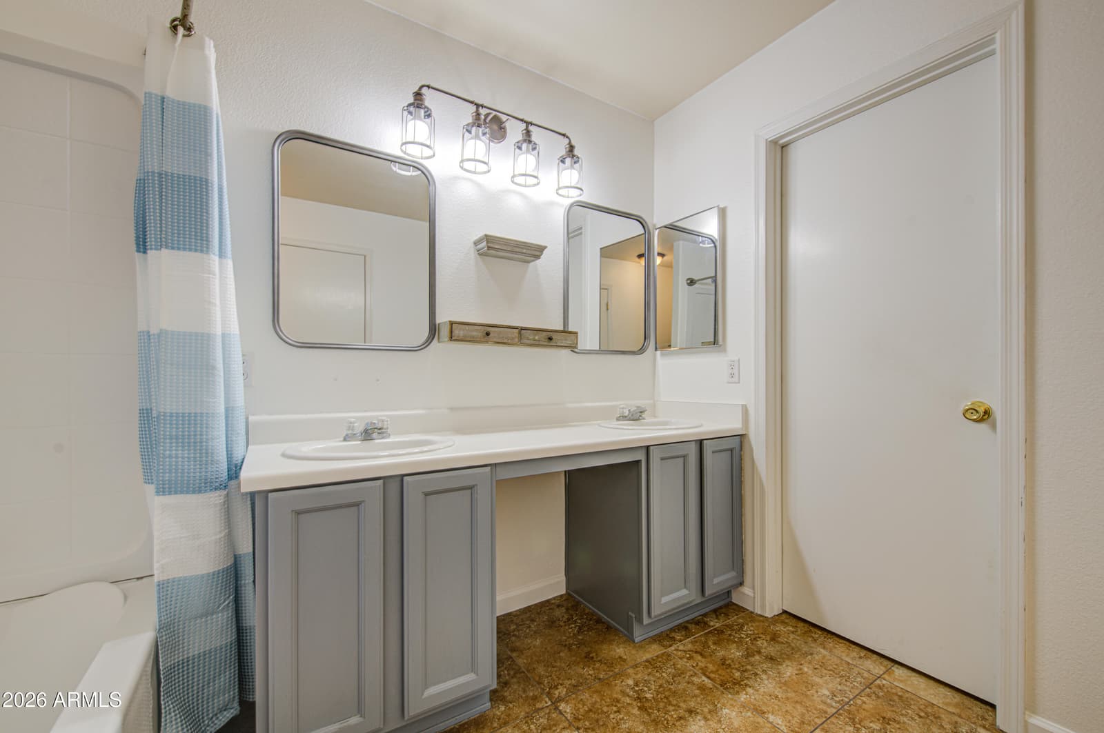 1900 W 19th Avenue, Apache Junction, AZ 85120 — photo 30 of 48