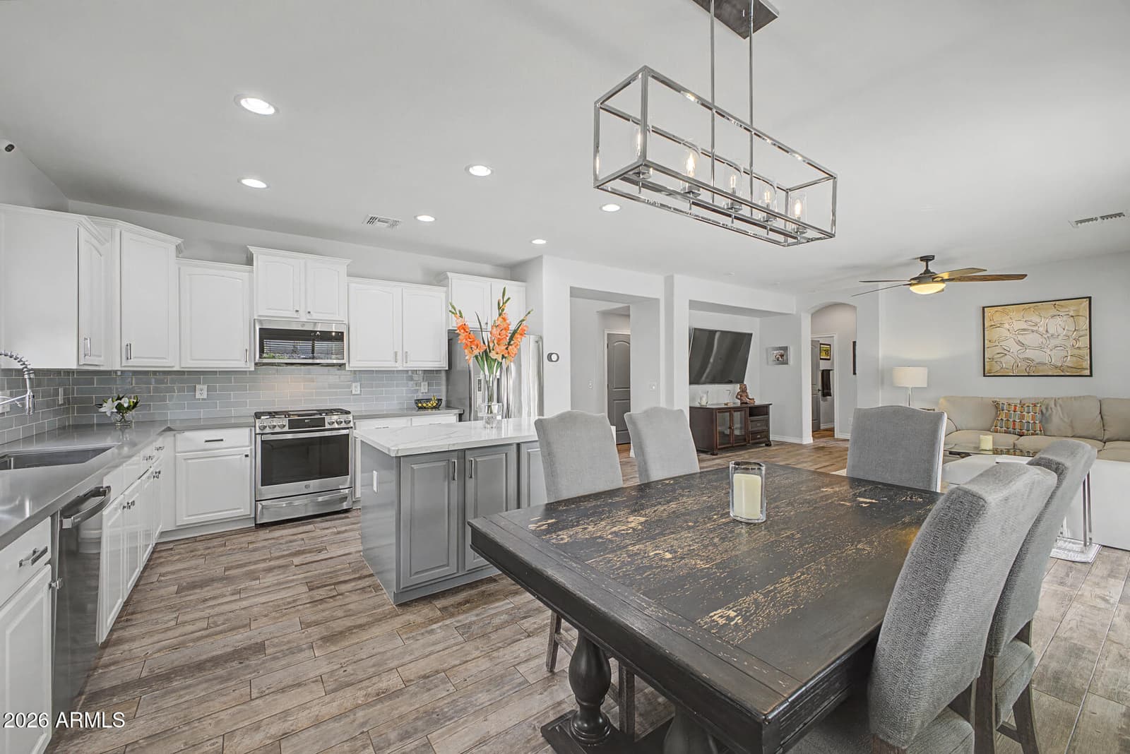 2733 E Rakestraw Lane, Gilbert, AZ 85298 — photo 16 of 54