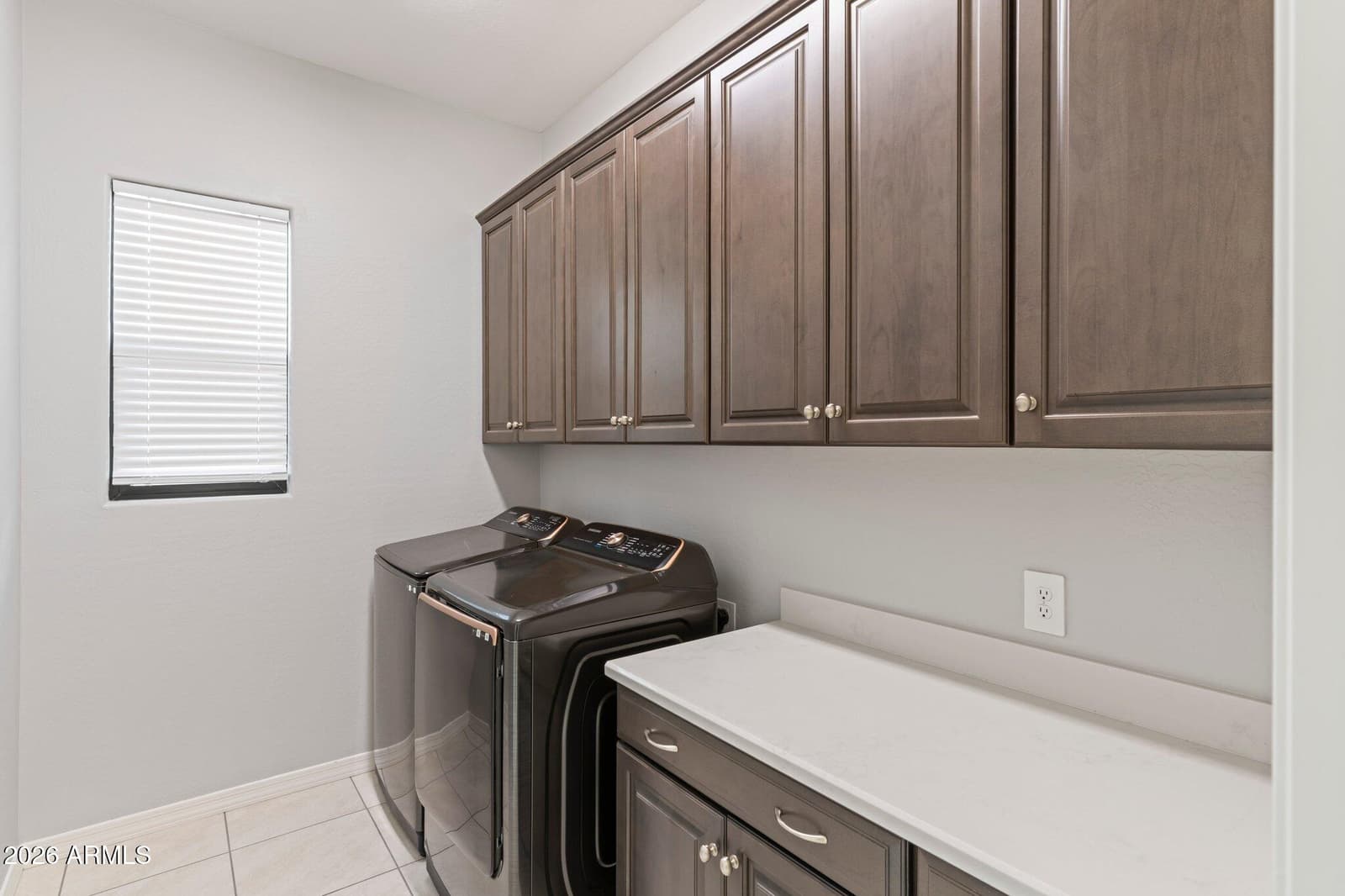 719 E Summerside Road, Phoenix, AZ 85042 — photo 24 of 39