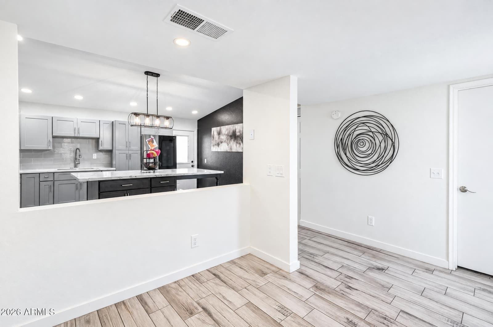 7139 W Earll Drive, Phoenix, AZ 85033 — photo 8 of 43