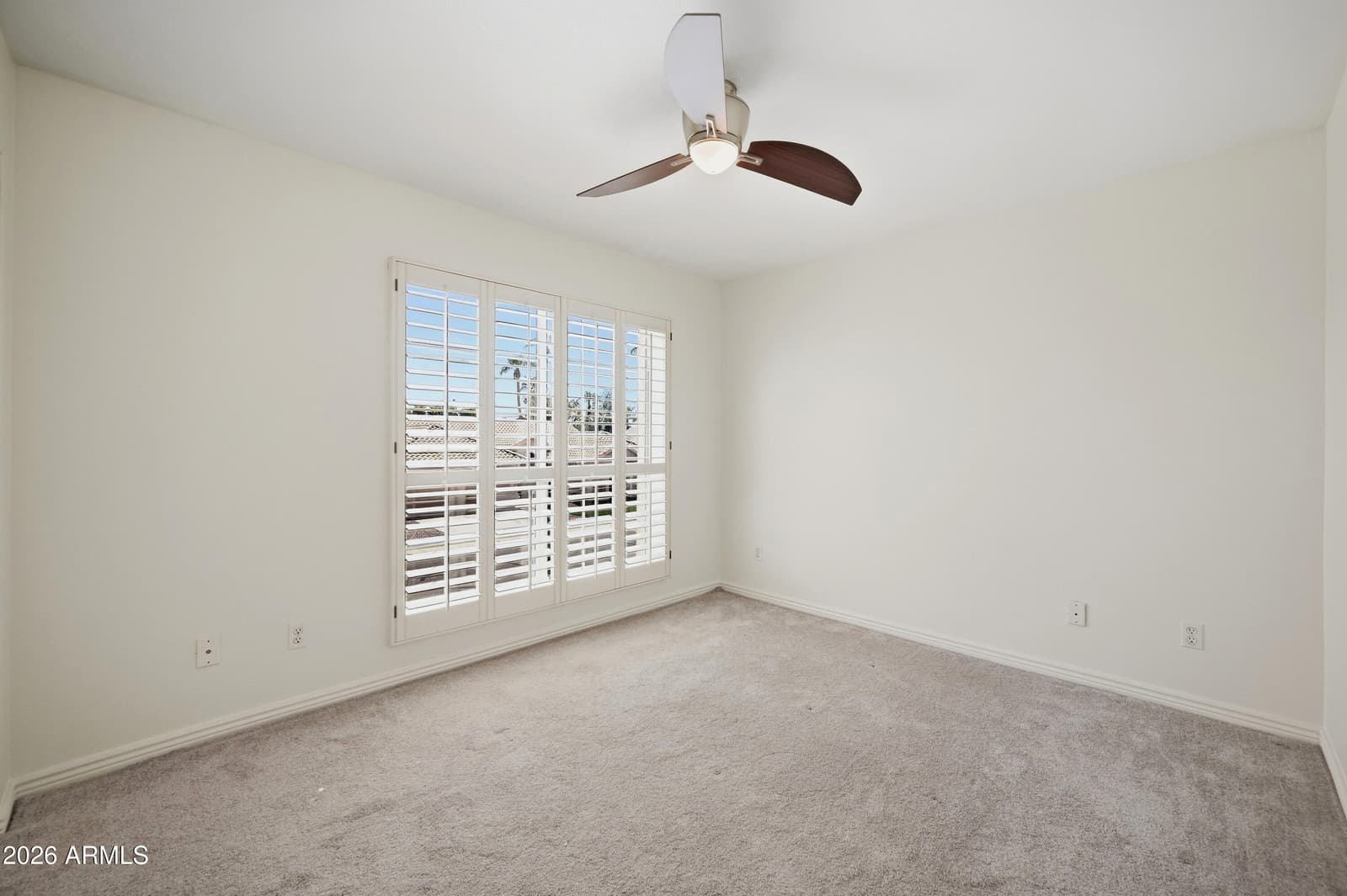 1054 E Golden Court, Chandler, AZ 85225 — photo 14 of 61
