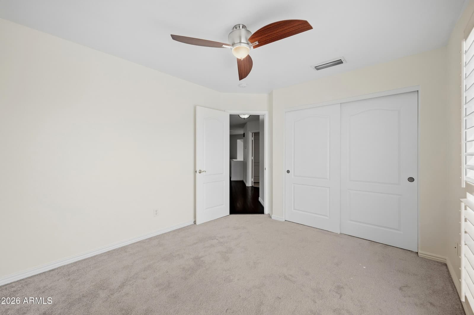 1054 E Golden Court, Chandler, AZ 85225 — photo 15 of 61