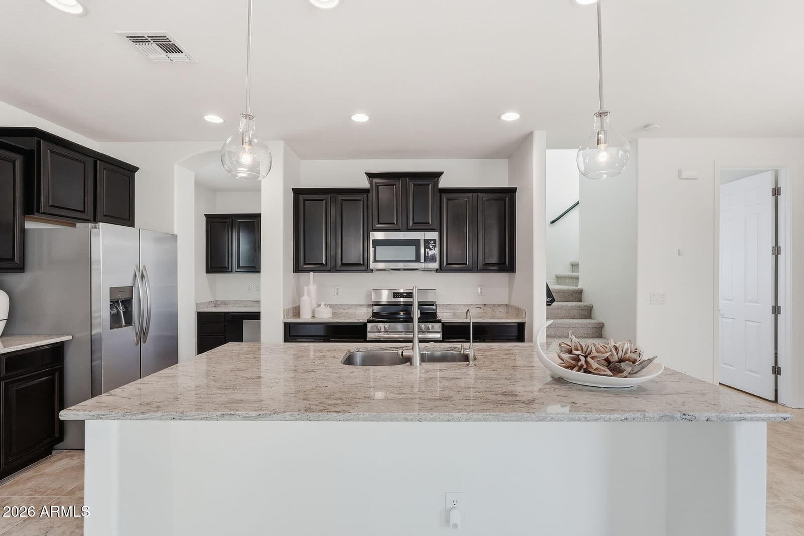 3713 E Leslie Drive, Gilbert, AZ 85296 — photo 14 of 45