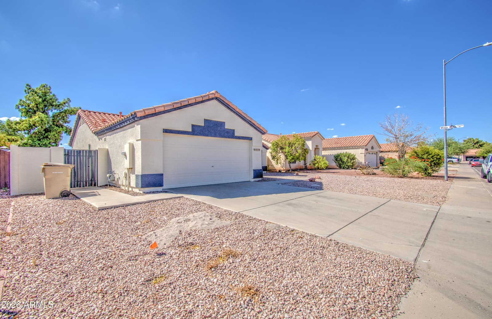 18140 N 92nd Lane, Peoria, AZ 85382 — photo 3 of 40
