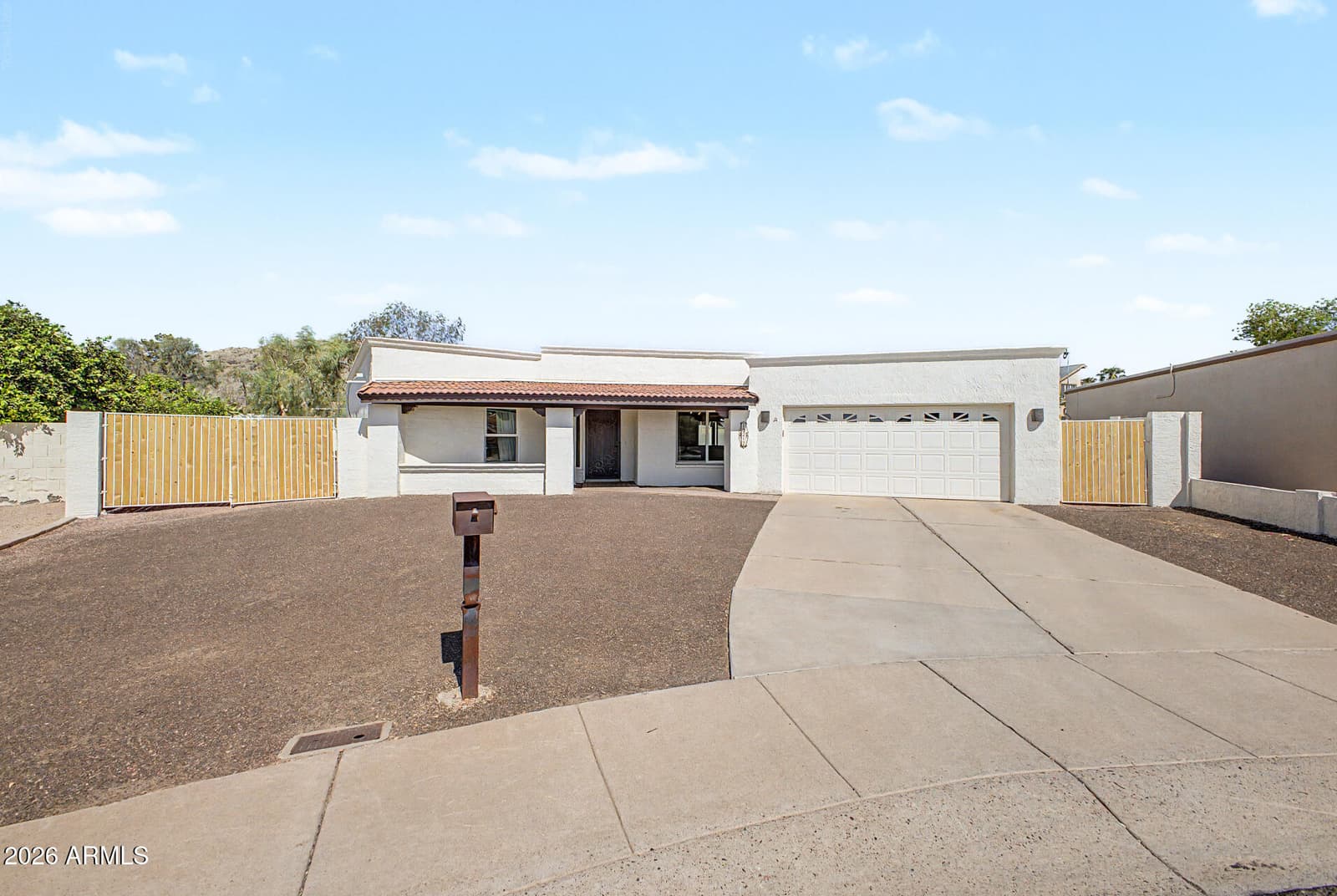 10212 S 44th Way, Phoenix, AZ 85044 — photo 1 of 33