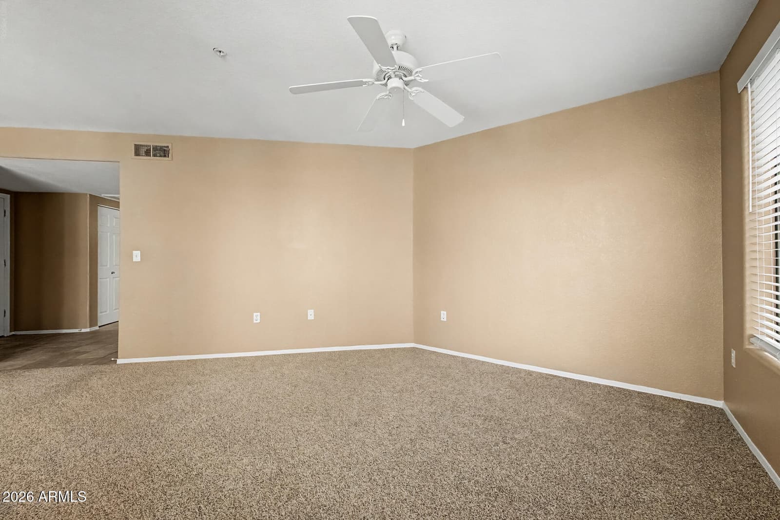 3848 N 3rd Avenue 1040, Phoenix, AZ 85013 — photo 7 of 34