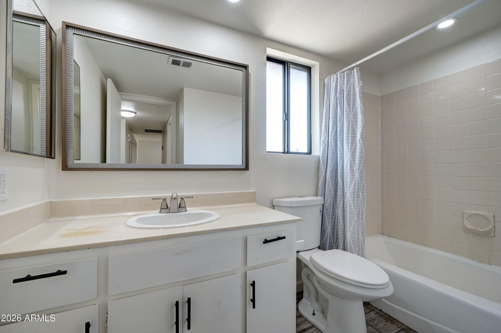 10202 N 45th Avenue, Glendale, AZ 85302 — photo 16 of 34