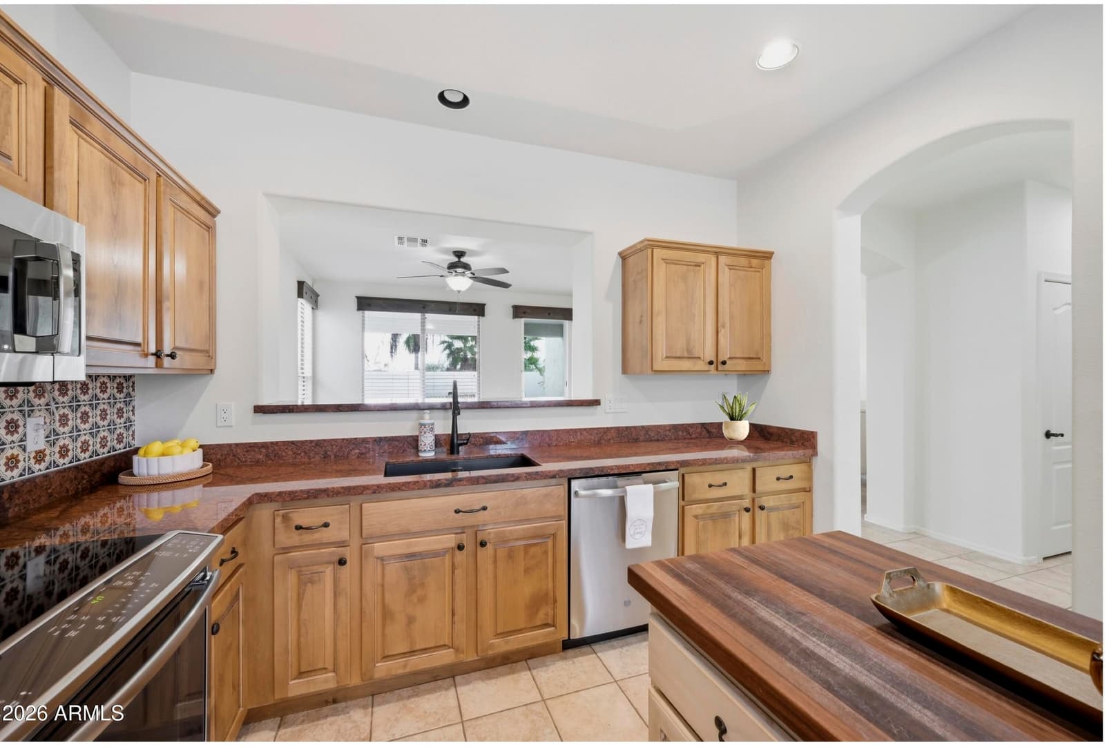 1629 W Glenhaven Drive, Phoenix, AZ 85045 — photo 9 of 45