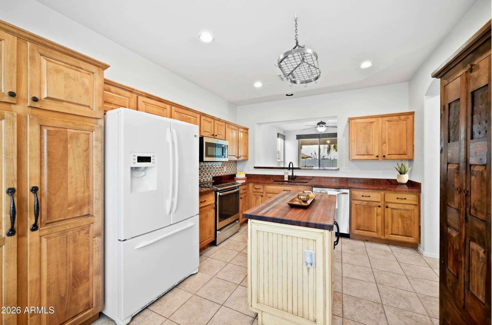 1629 W Glenhaven Drive, Phoenix, AZ 85045 — photo 10 of 45