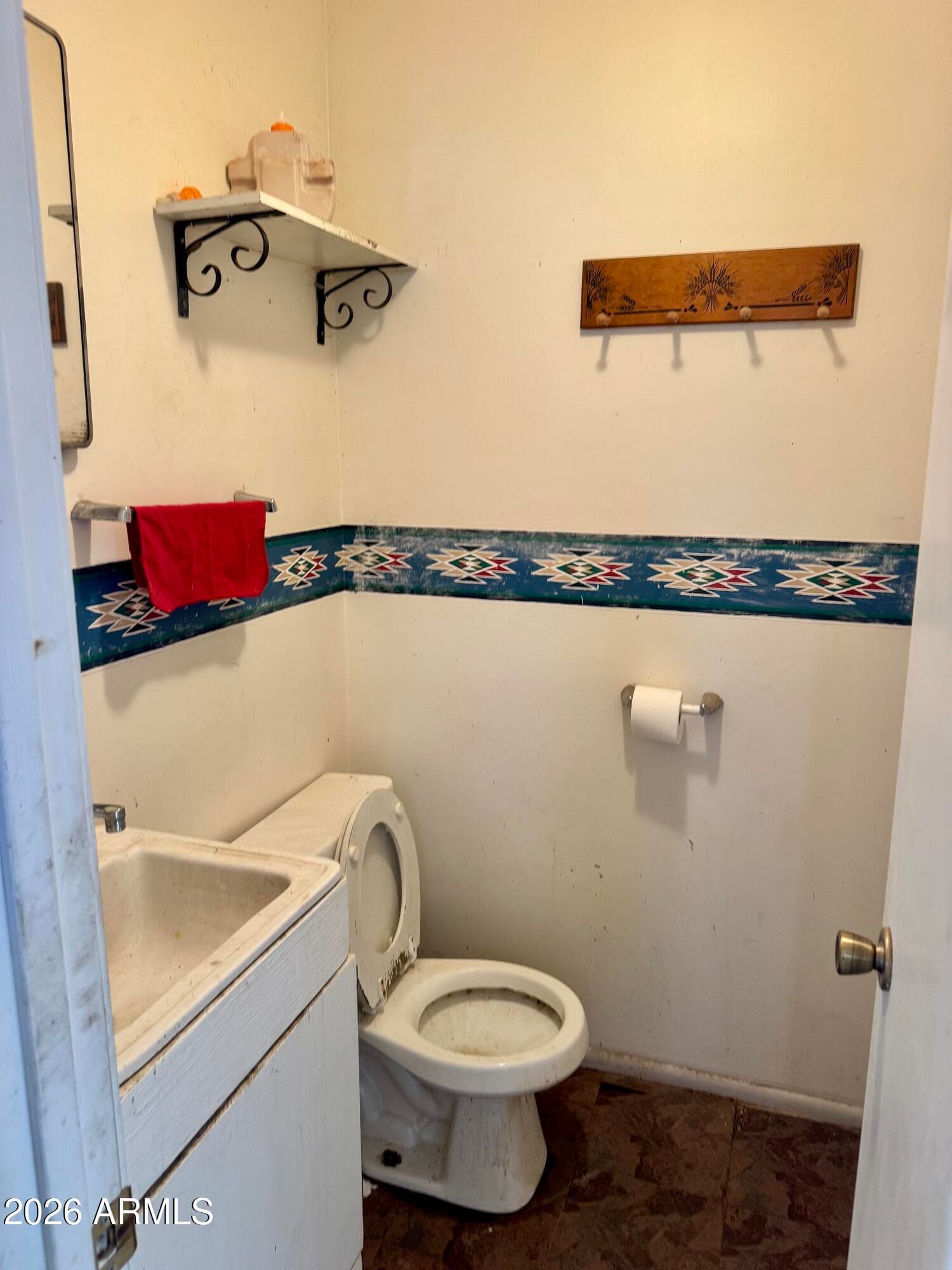 18233 S John Fry Avenue, Peeples Valley, AZ 86332 — photo 19 of 34