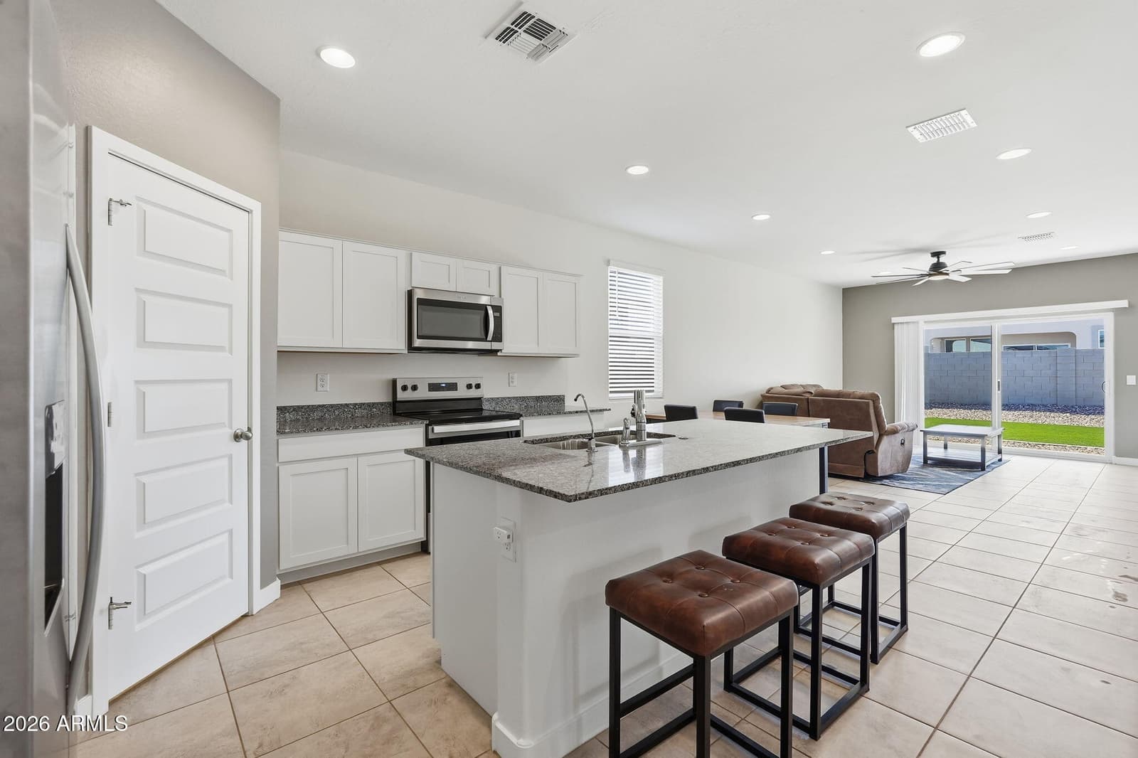 561 W Freedom Street, Florence, AZ 85132 — photo 10 of 36