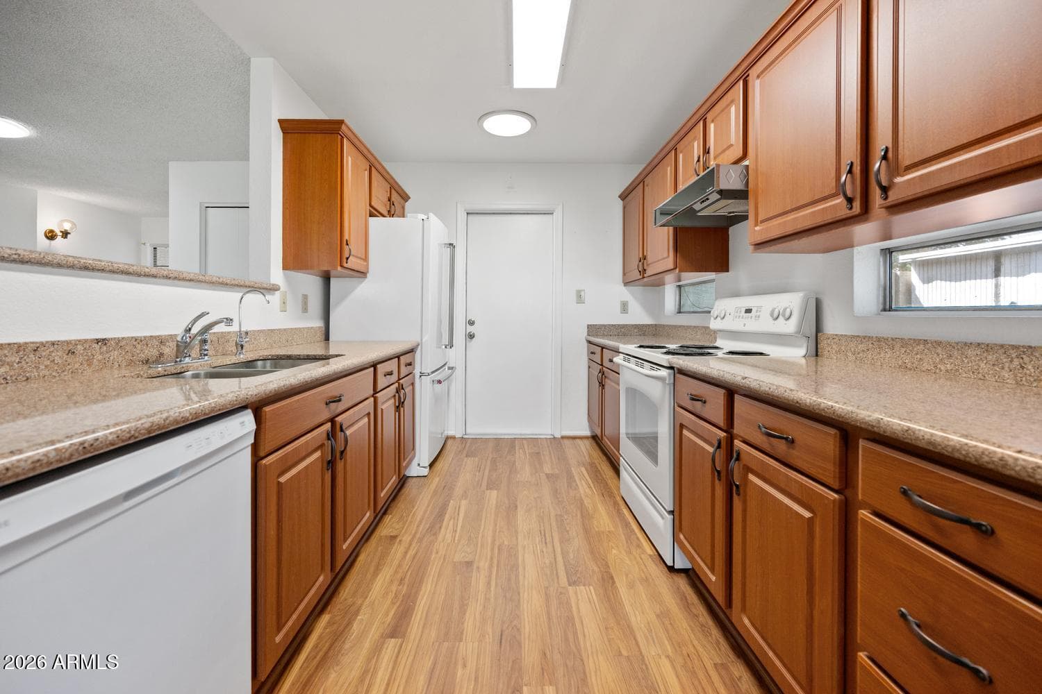 5600 W Whitten Street, Chandler, AZ 85226 — photo 12 of 29