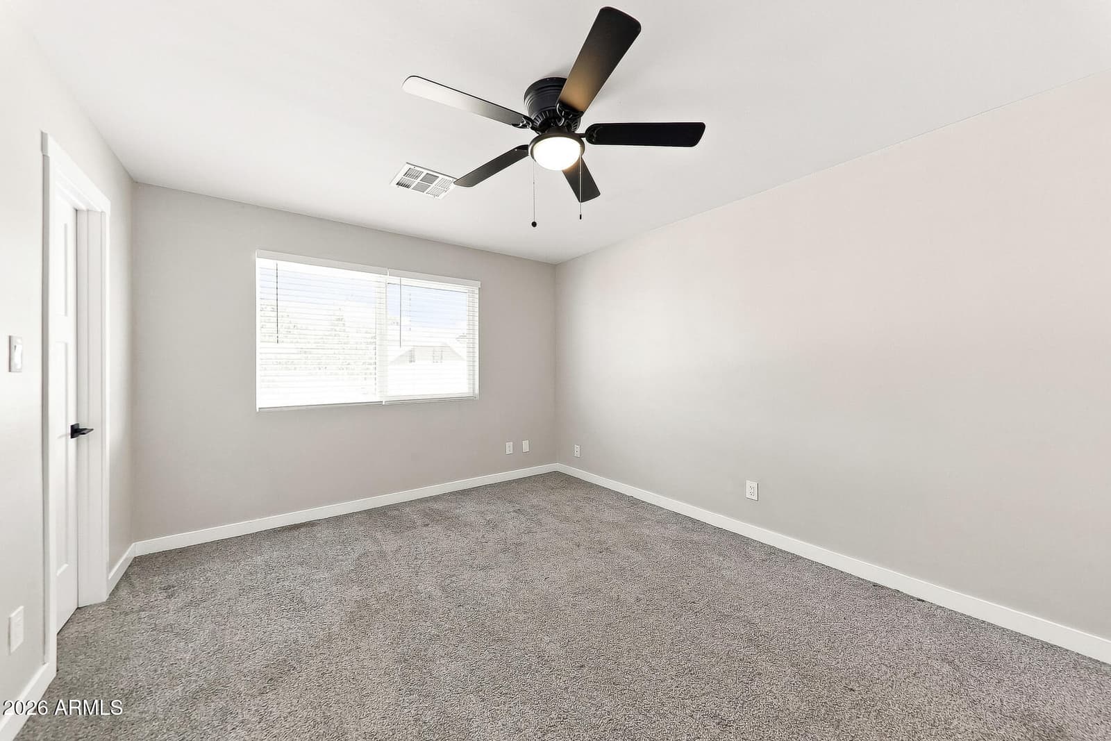 13828 N 33rd Avenue, Phoenix, AZ 85053 — photo 8 of 21