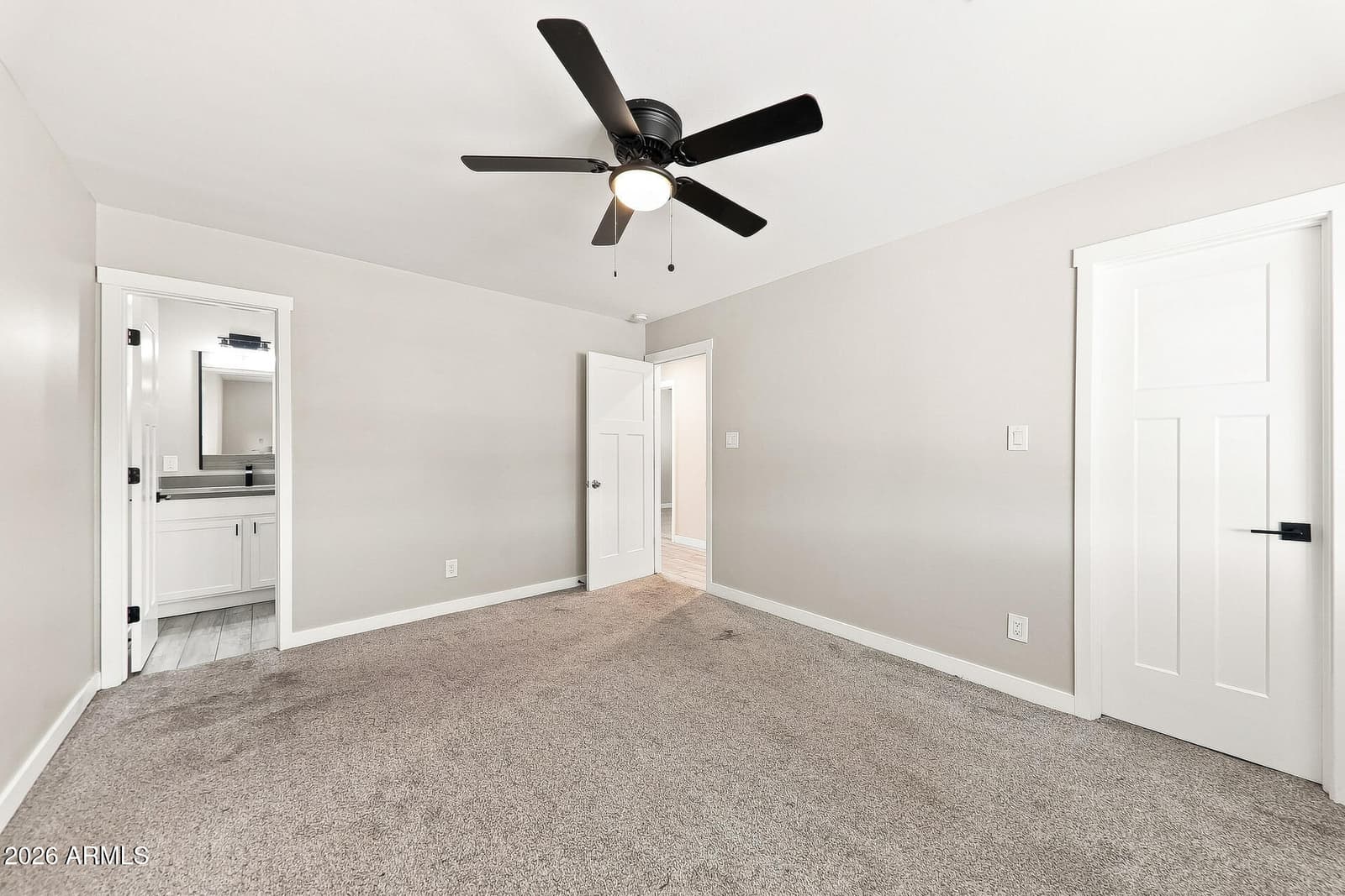 13828 N 33rd Avenue, Phoenix, AZ 85053 — photo 9 of 21