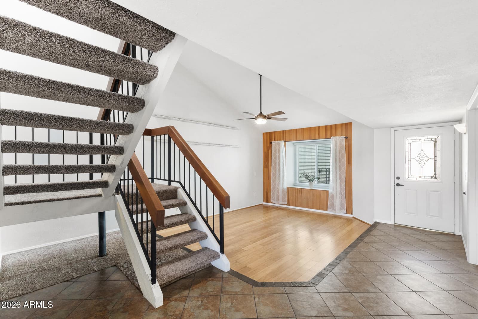 13223 N 25th Drive, Phoenix, AZ 85029 — photo 15 of 44