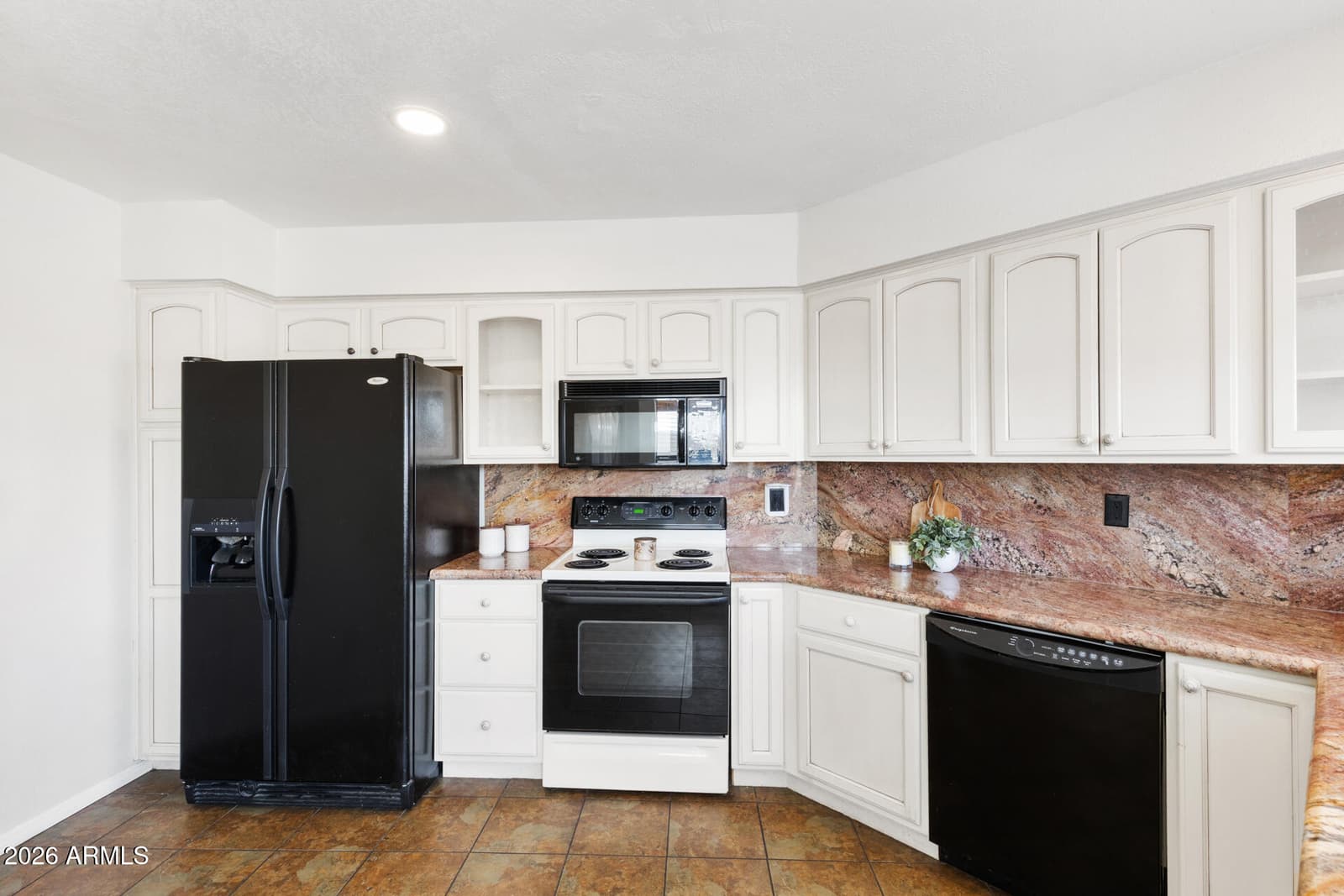 13223 N 25th Drive, Phoenix, AZ 85029 — photo 23 of 44