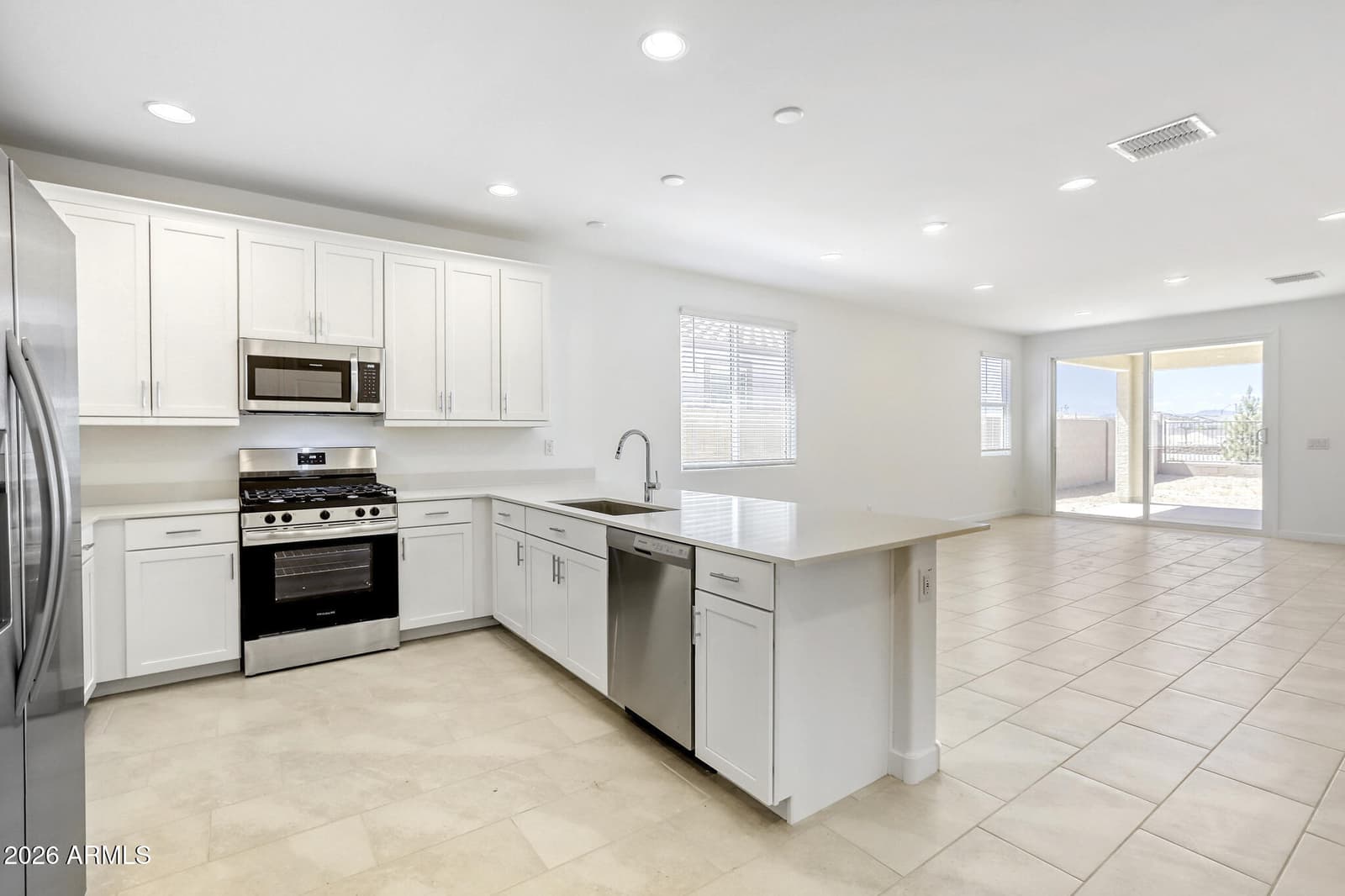 25909 N 171st Drive, Surprise, AZ 85387 — photo 3 of 12