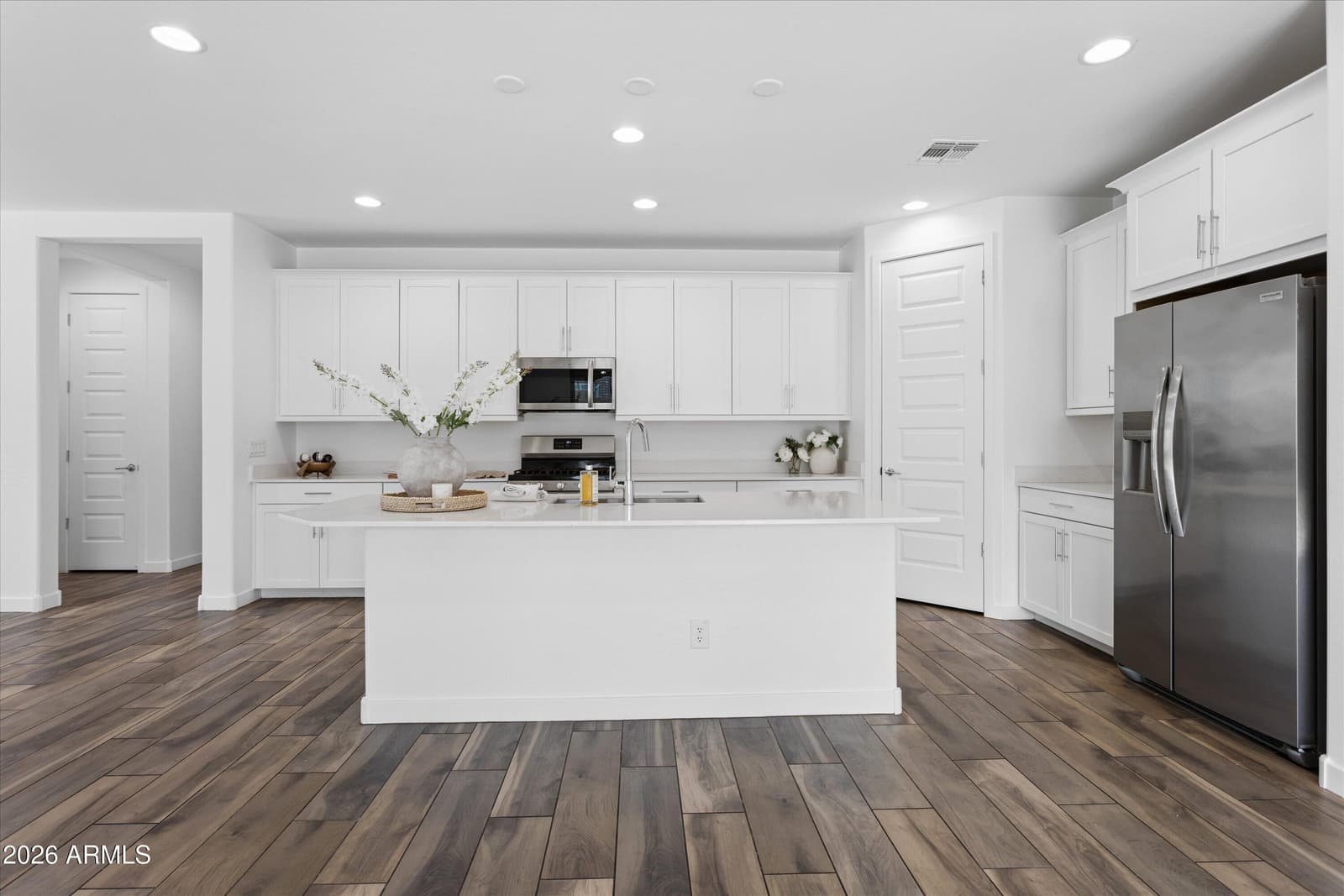 2531 W Hidalgo Avenue, Phoenix, AZ 85041 — photo 11 of 40