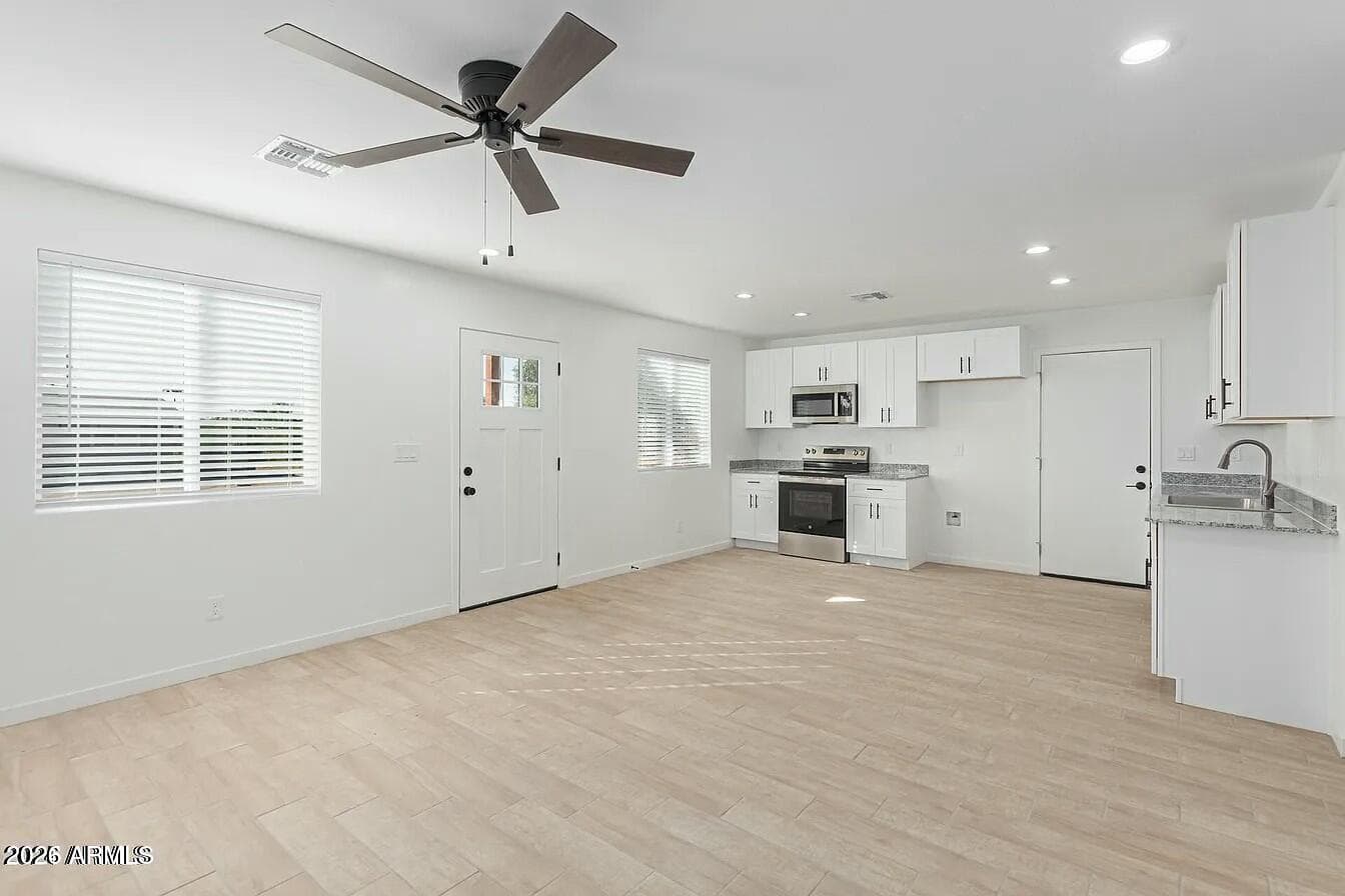 428 S 97th Place, Mesa, AZ 85208 — photo 4 of 16