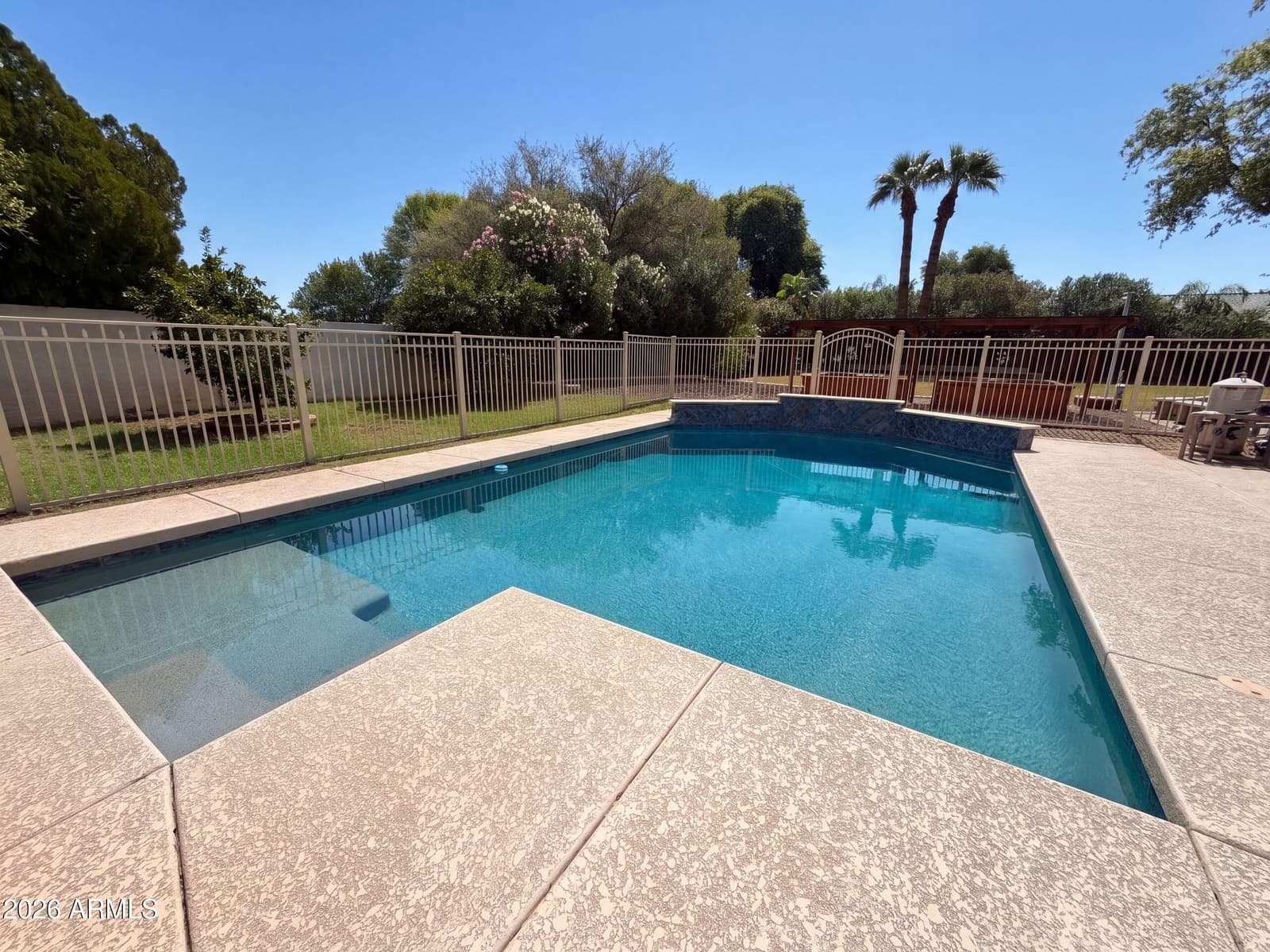 2599 E Arrowhead Trail, Gilbert, AZ 85297 — photo 5 of 35
