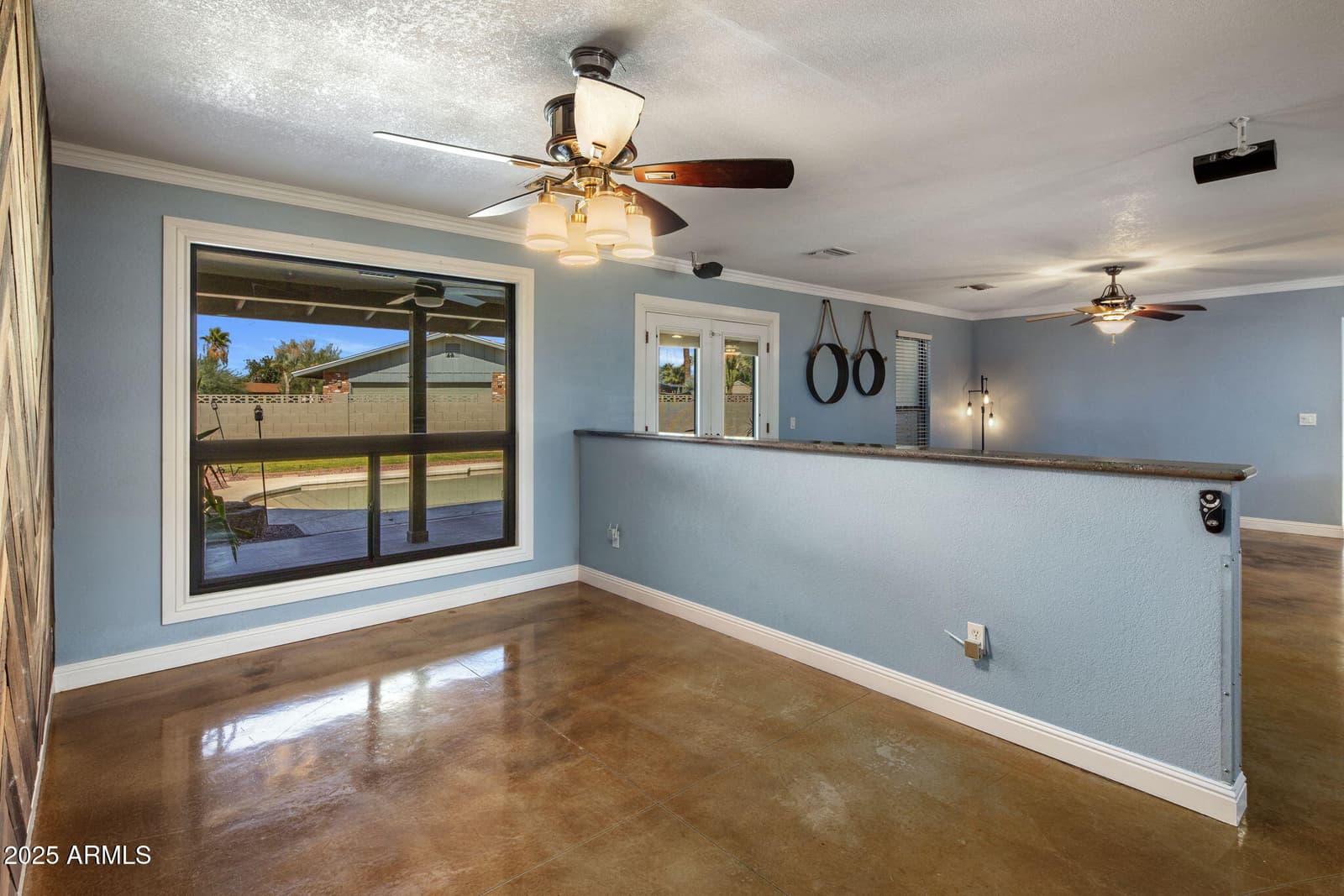 852 W Caribbean Lane, Phoenix, AZ 85023 — photo 11 of 34