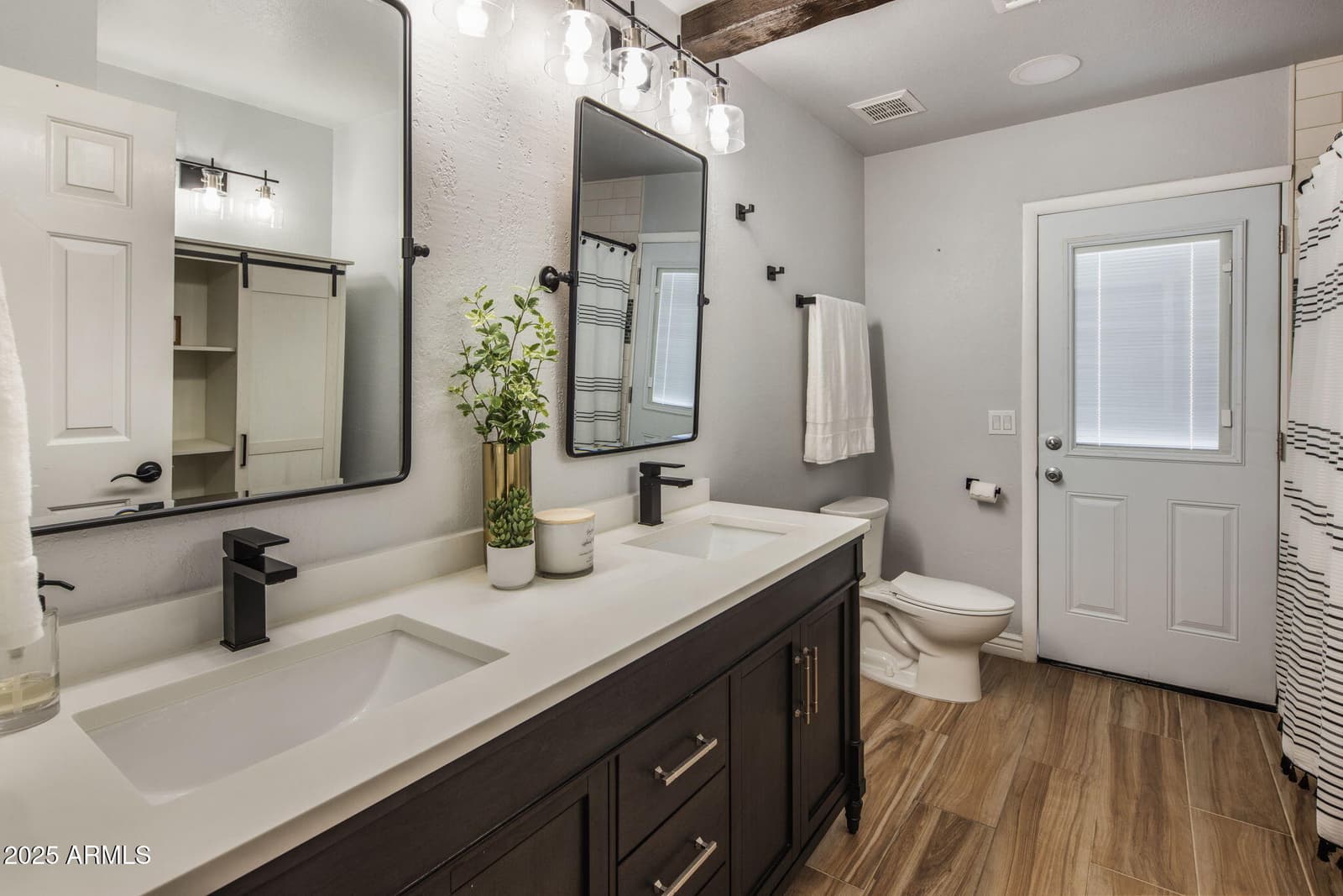852 W Caribbean Lane, Phoenix, AZ 85023 — photo 18 of 34
