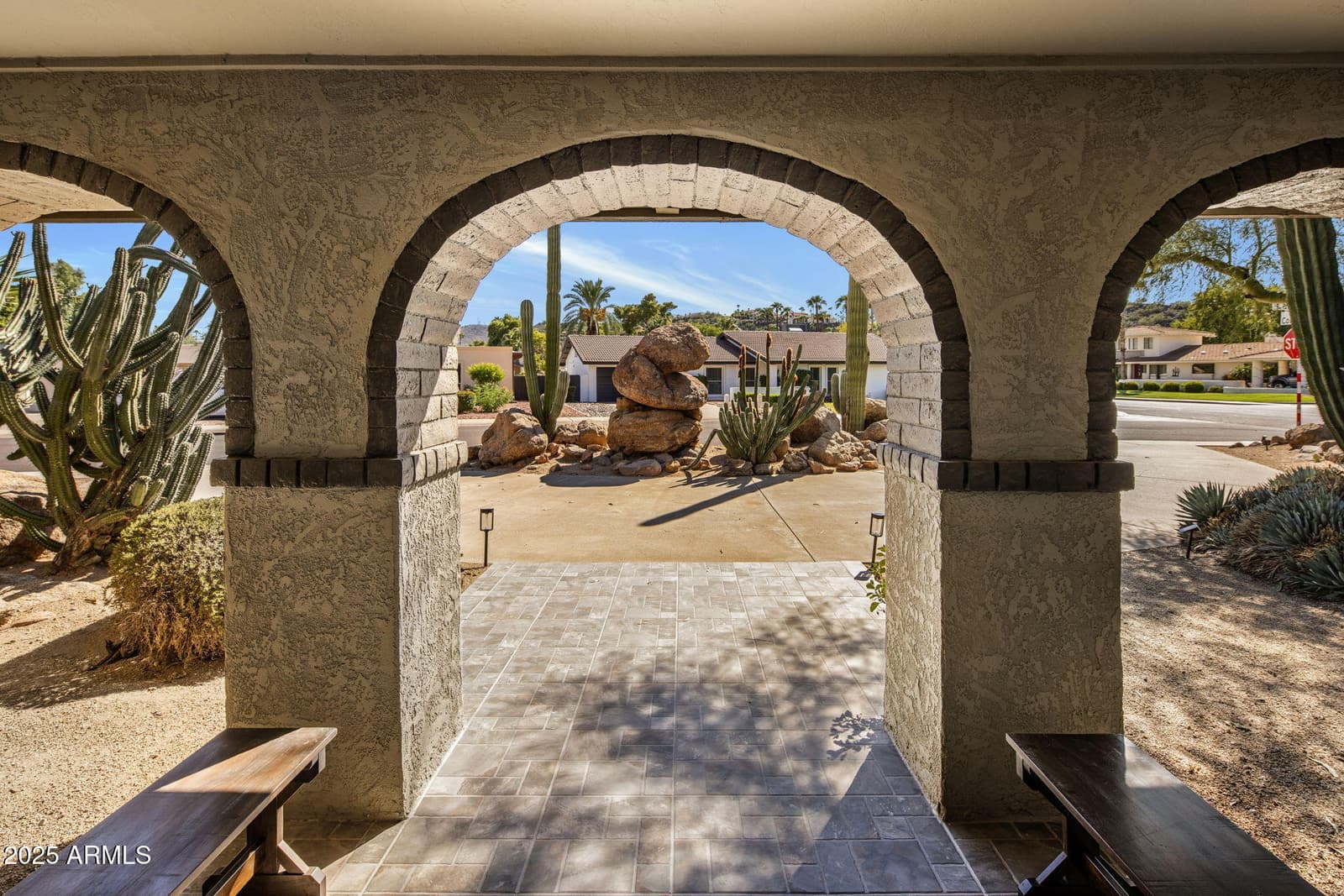 852 W Caribbean Lane, Phoenix, AZ 85023 — photo 29 of 34