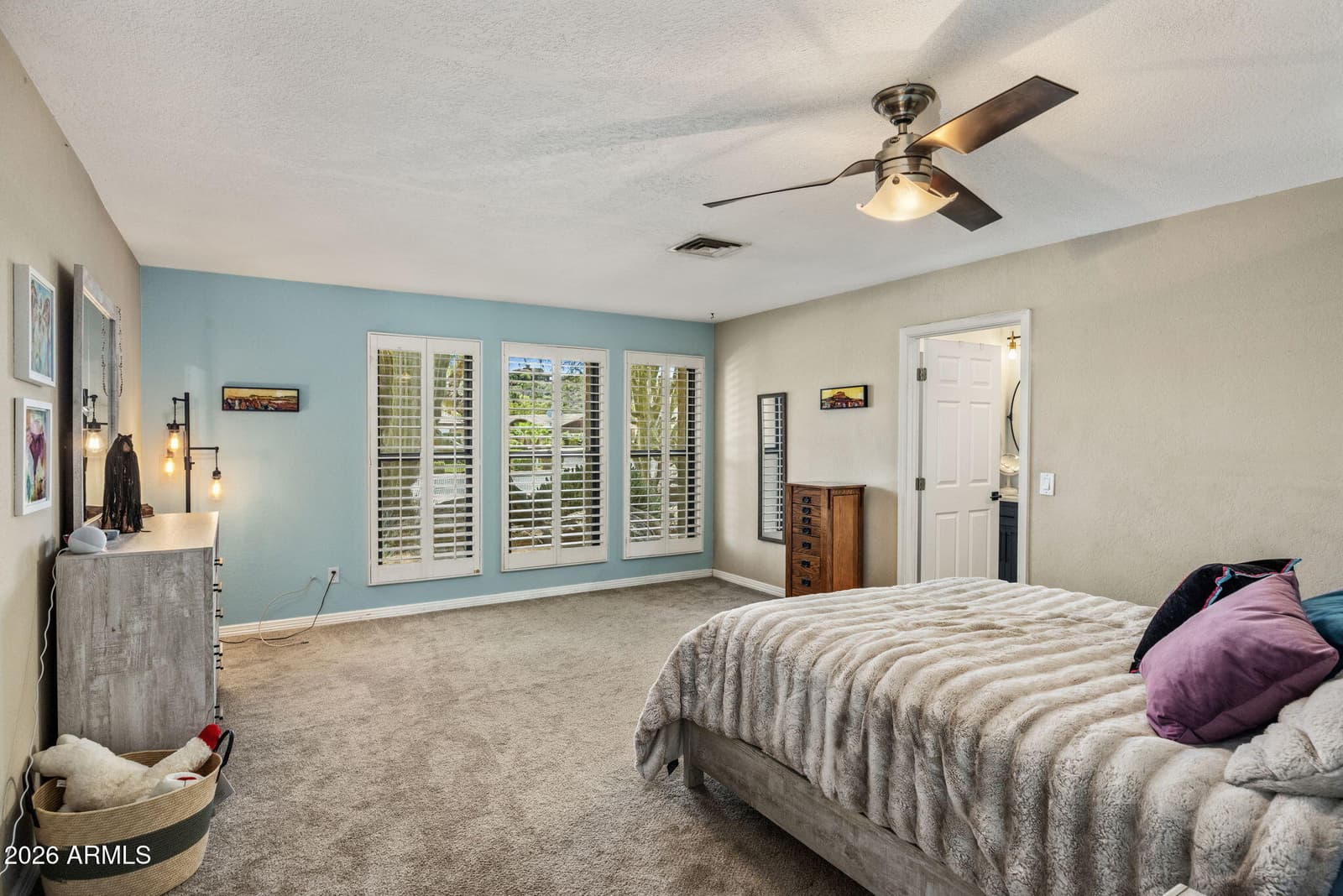 852 W Caribbean Lane, Phoenix, AZ 85023 — photo 13 of 34