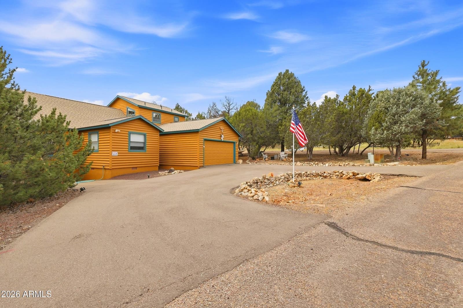 2803 Dogleg Way, Overgaard, AZ 85933 — photo 6 of 52