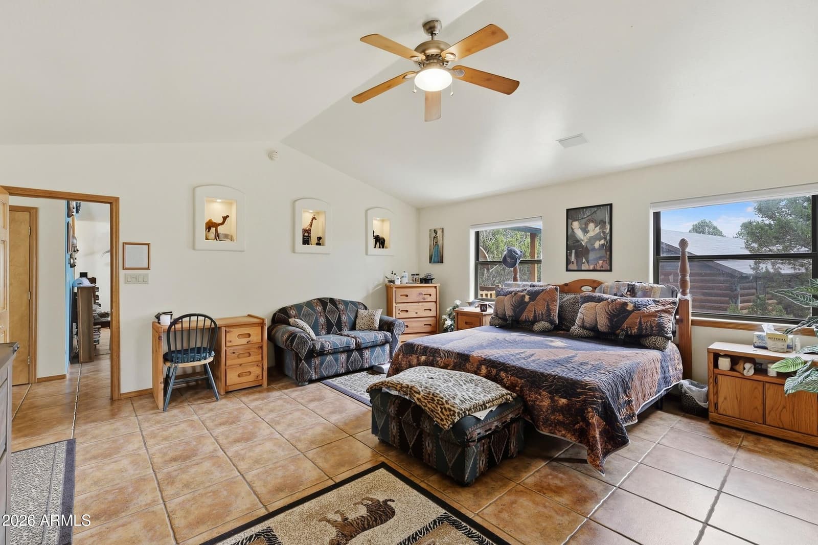 2803 Dogleg Way, Overgaard, AZ 85933 — photo 16 of 52