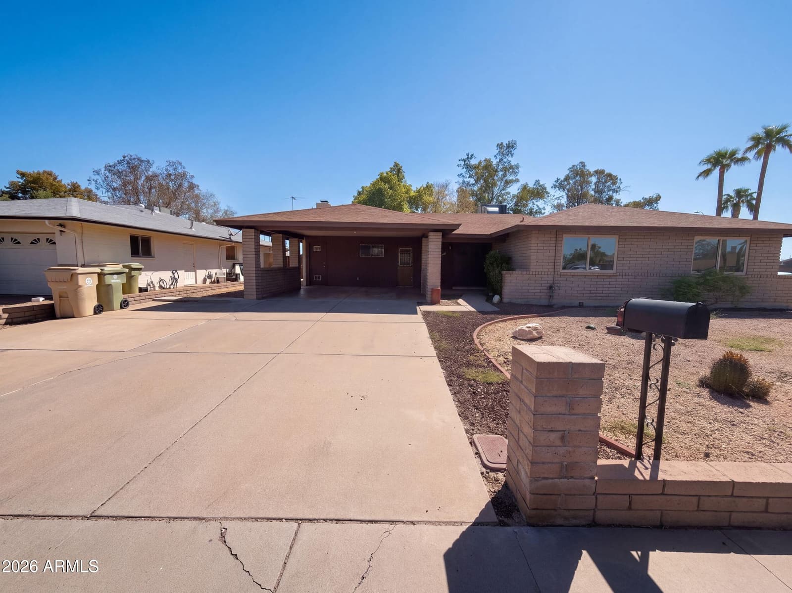 8301 N 47th Drive, Glendale, AZ 85302 — photo 1 of 34