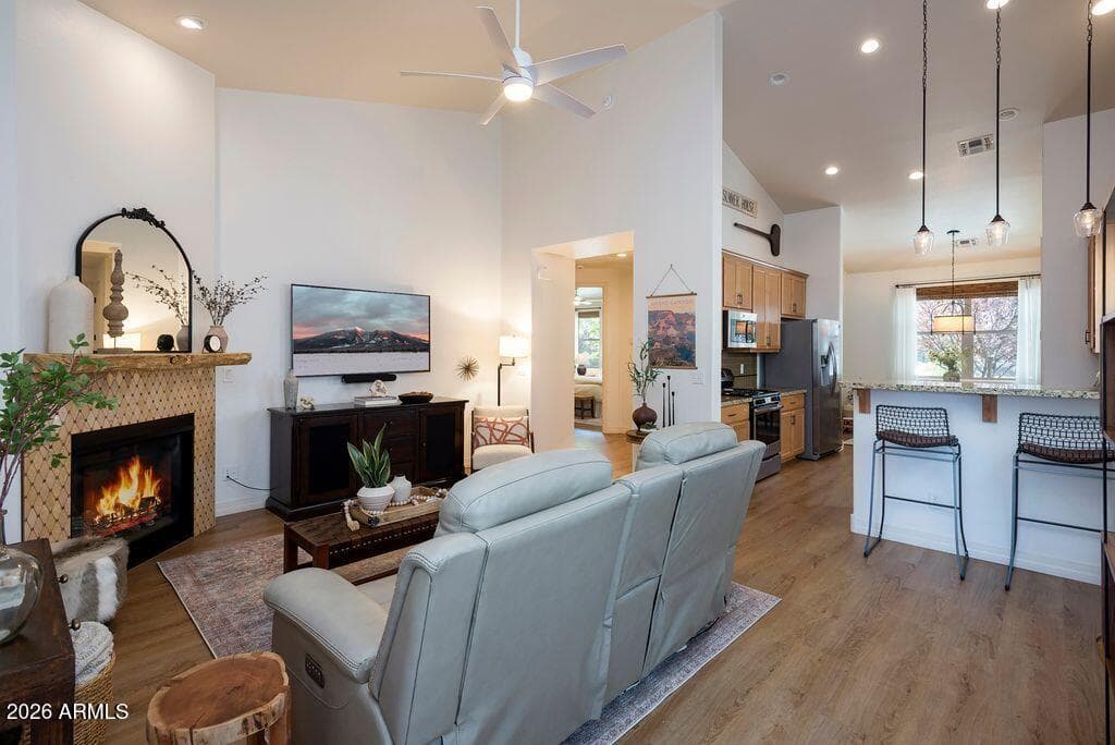 2944 S Camel Drive, Flagstaff, AZ 86001 — photo 4 of 54