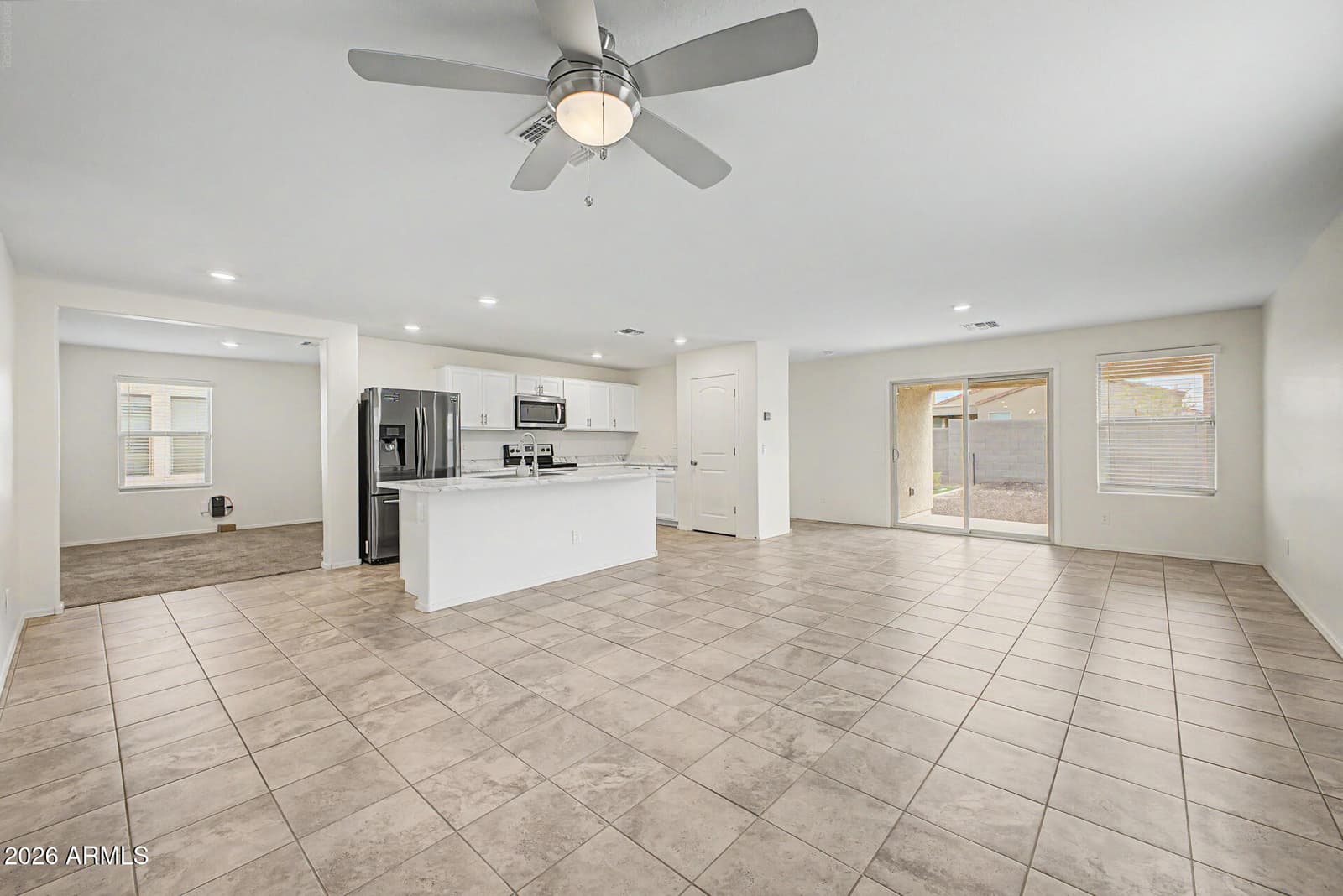 12645 W Palmaire Avenue, Glendale, AZ 85307 — photo 6 of 38
