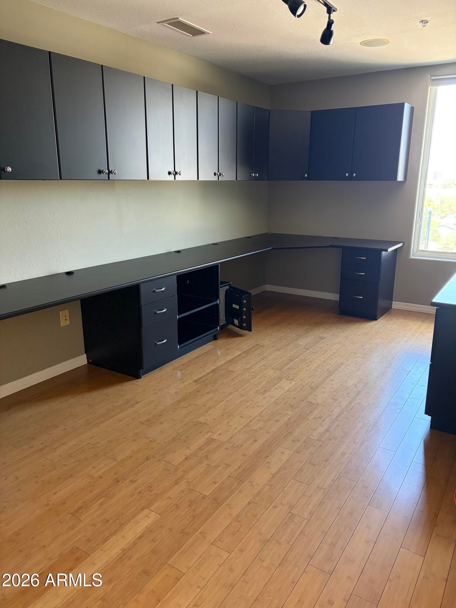 17 W Vernon Avenue 612, Phoenix, AZ 85003 — photo 10 of 25
