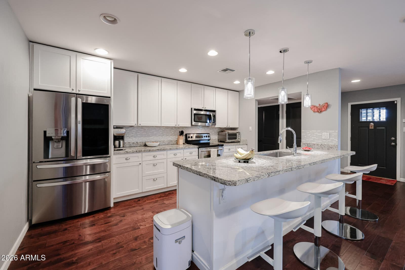 410 W Flower Street, Phoenix, AZ 85013 — photo 8 of 26