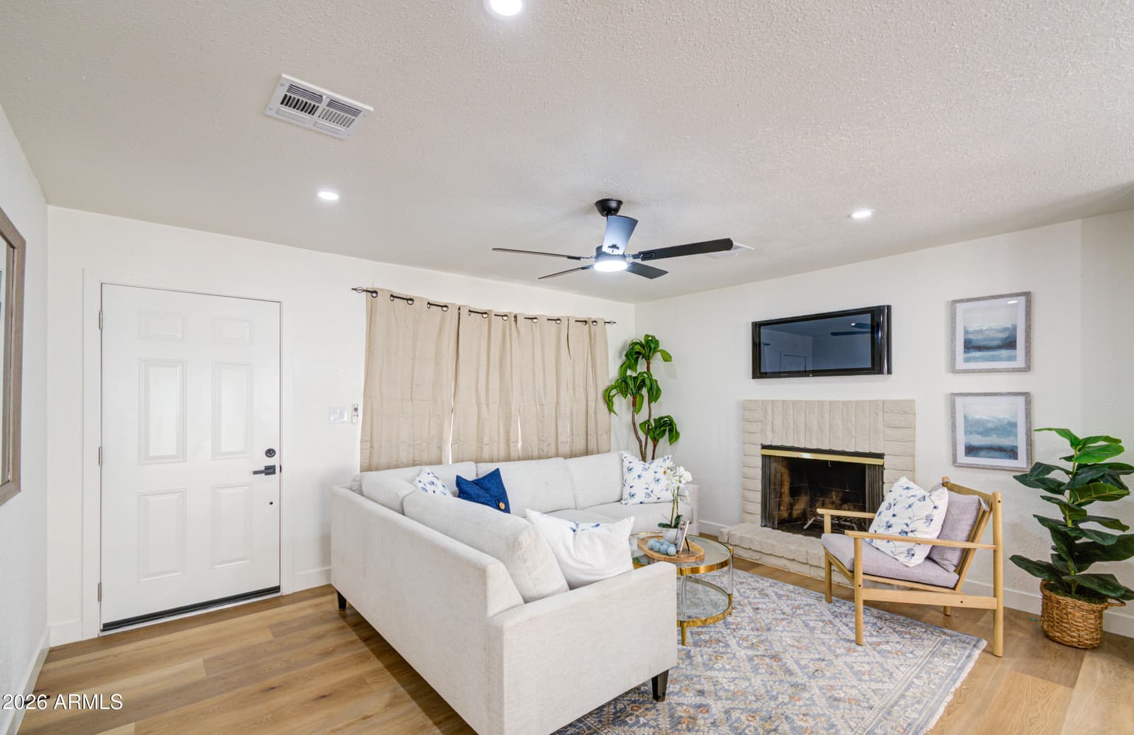 2520 E Dahlia Drive, Phoenix, AZ 85032 — photo 8 of 41
