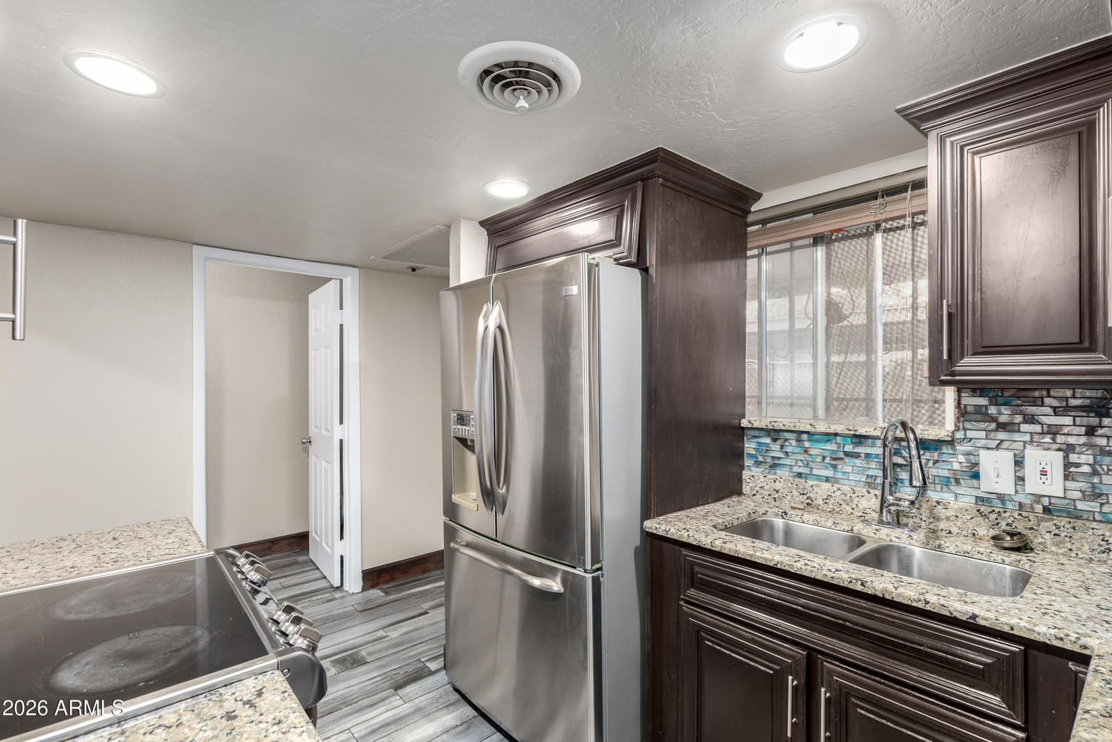 7126 N 19th Avenue 228, Phoenix, AZ 85021 — photo 4 of 12