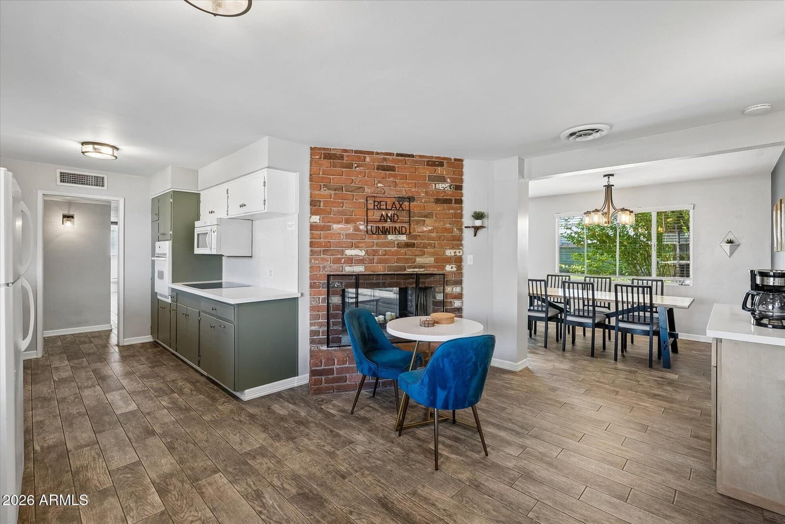 107 E Palmcroft Drive, Tempe, AZ 85282 — photo 10 of 28