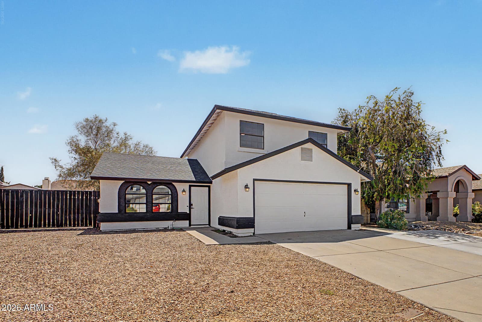 4009 W Misty Willow Lane, Glendale, AZ 85310 — photo 2 of 29