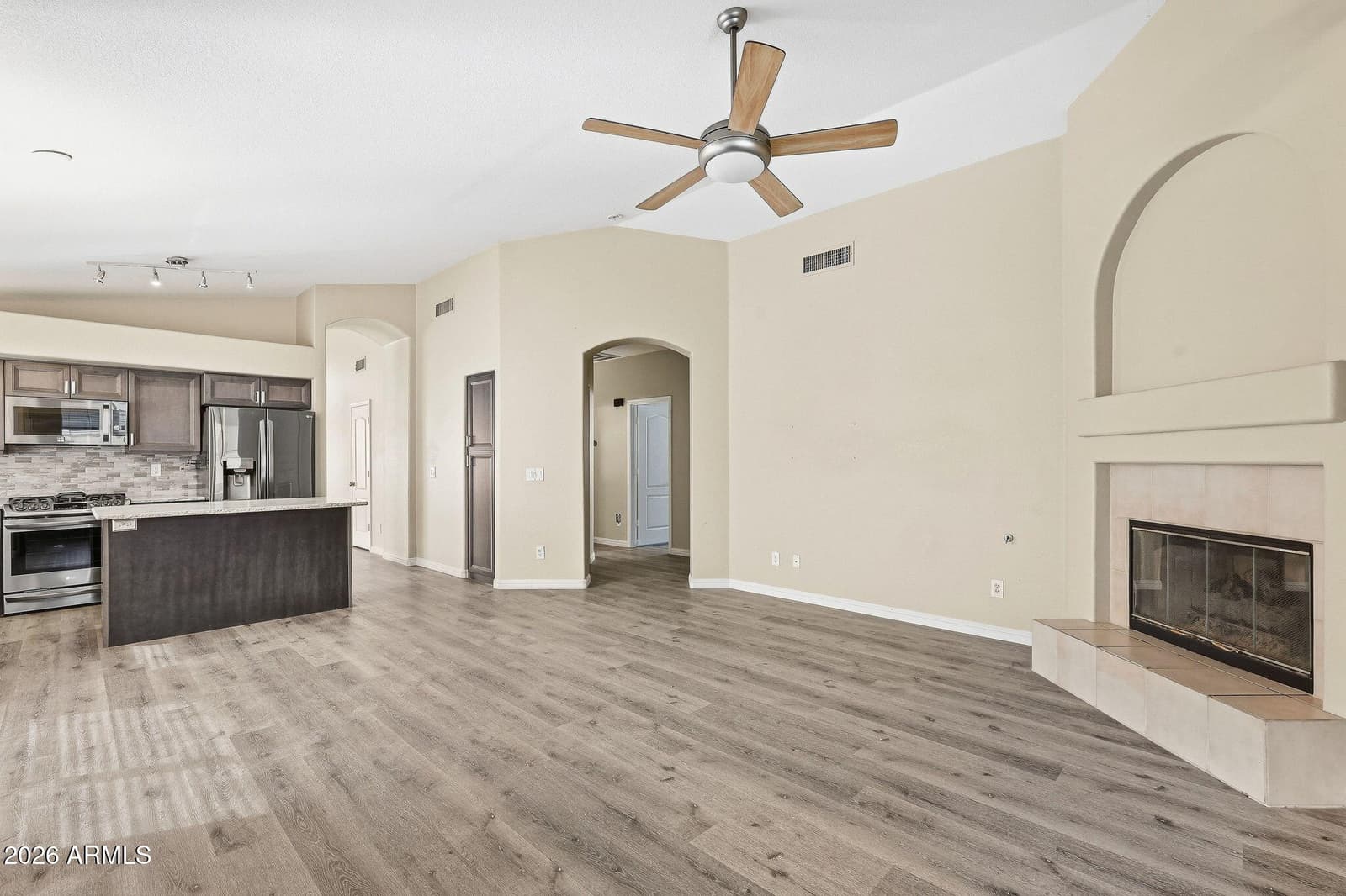 702 E Kyle Drive, Gilbert, AZ 85296 — photo 8 of 30