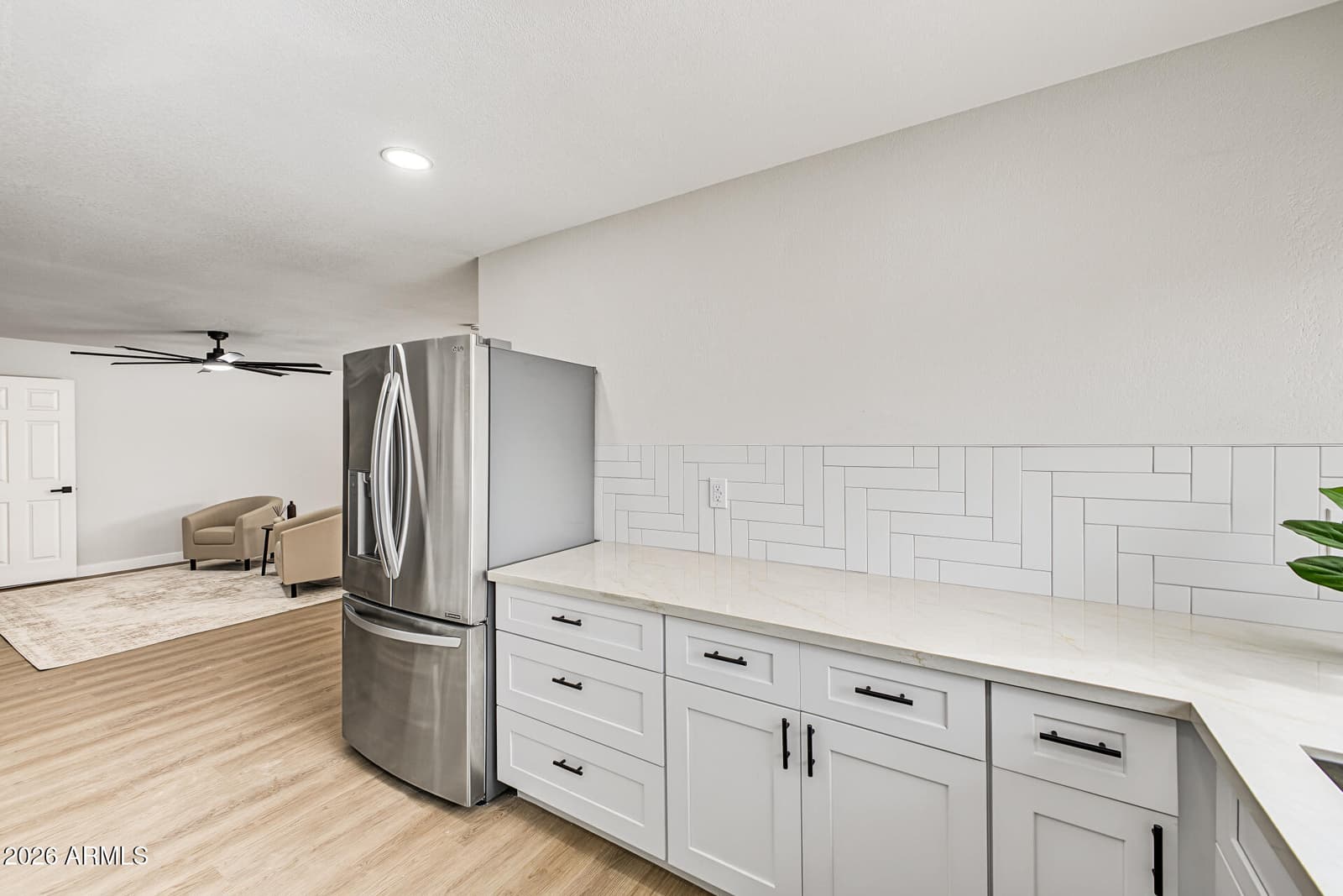 14216 N 39th Drive, Phoenix, AZ 85053 — photo 17 of 37