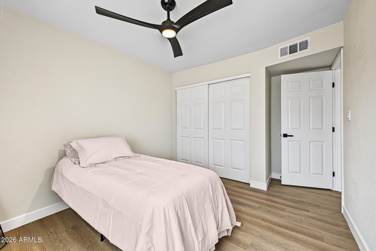14216 N 39th Drive, Phoenix, AZ 85053 — photo 24 of 37