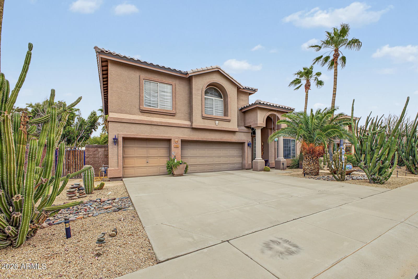 371 N Carriage Lane, Chandler, AZ 85224 — photo 3 of 34