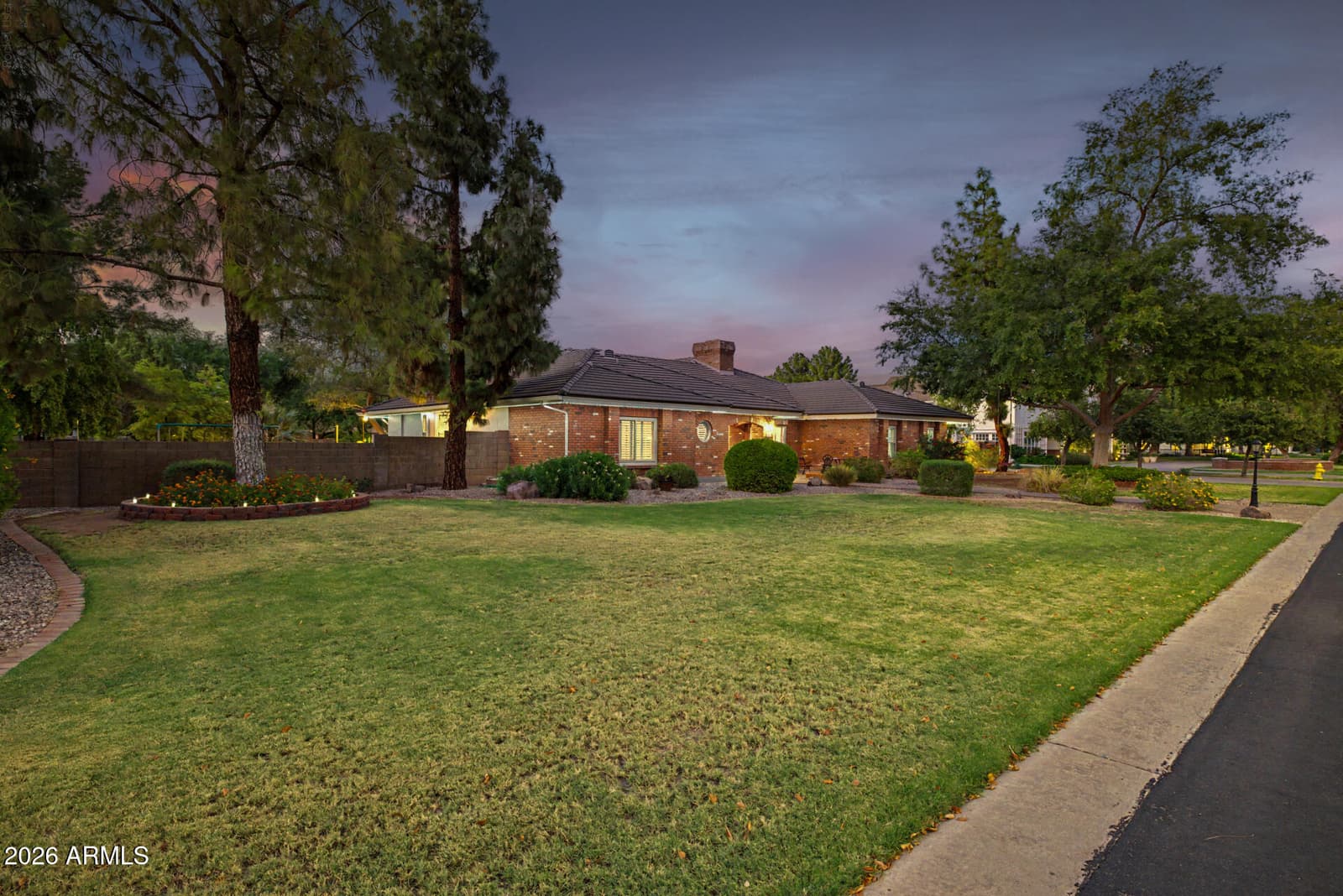 834 E San Angelo Avenue, Gilbert, AZ 85234 — photo 2 of 52