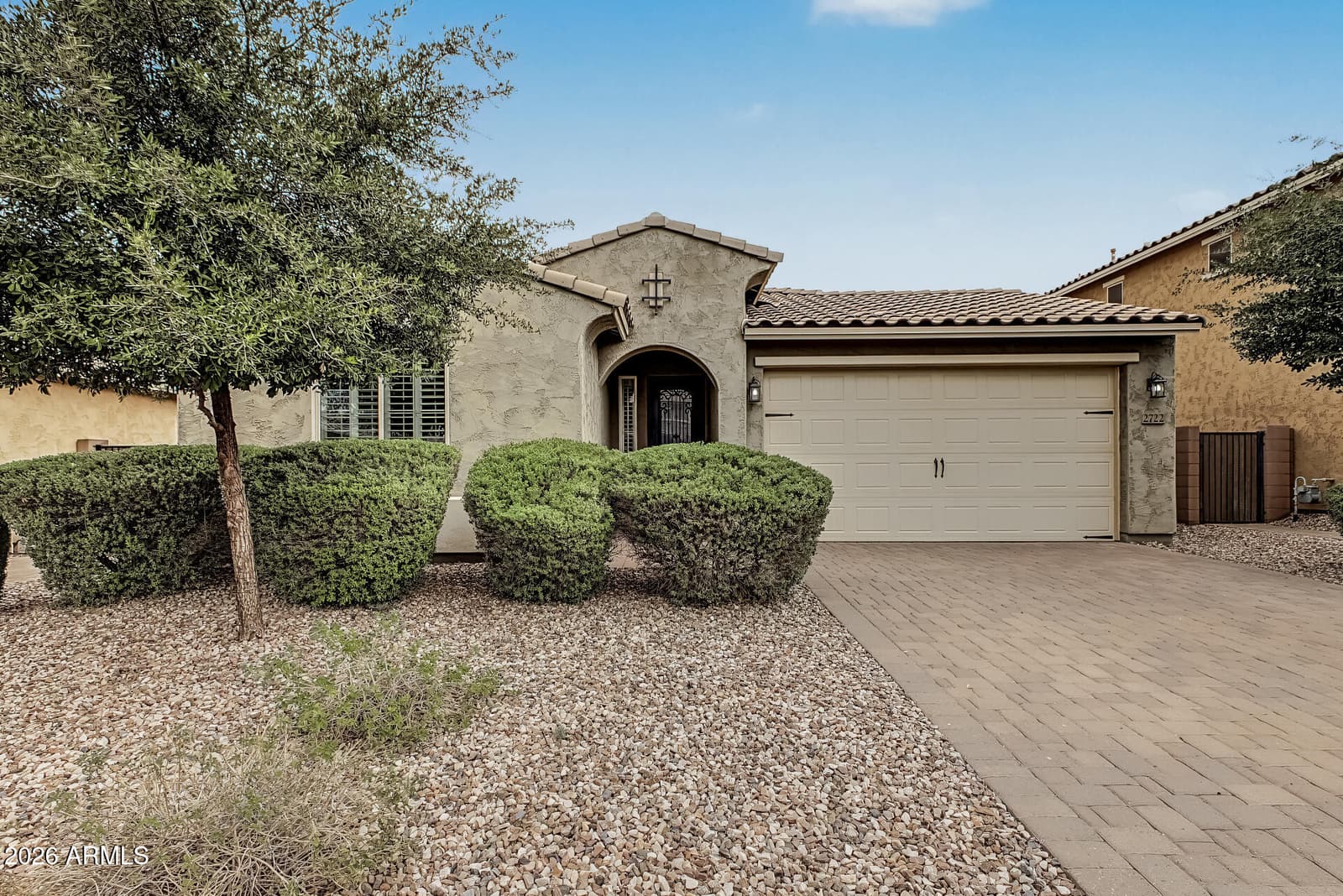 2722 E Cherry Hill Drive, Gilbert, AZ 85298 — photo 2 of 25