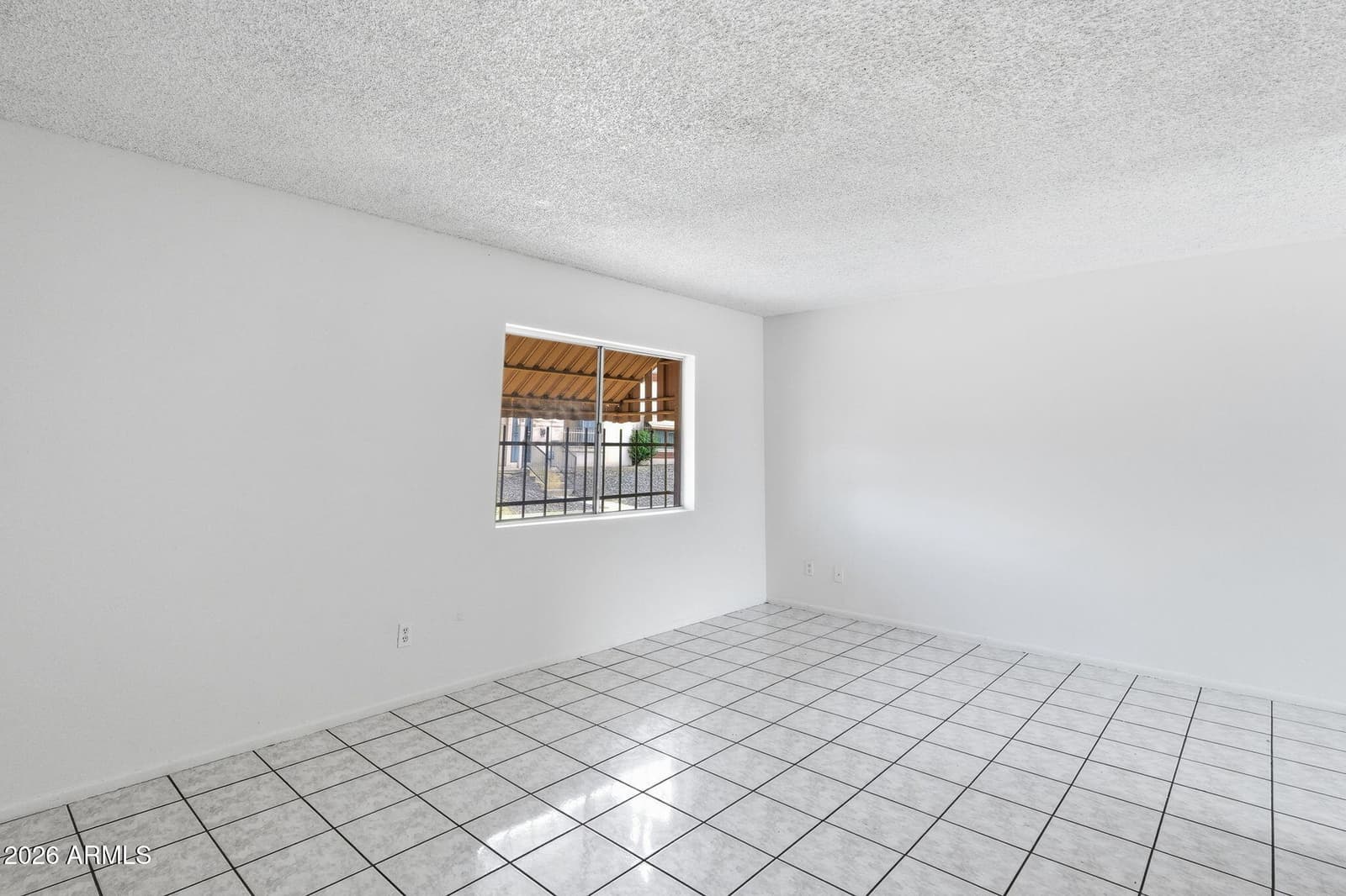 4625 W Thomas Road 53, Phoenix, AZ 85031 — photo 9 of 33