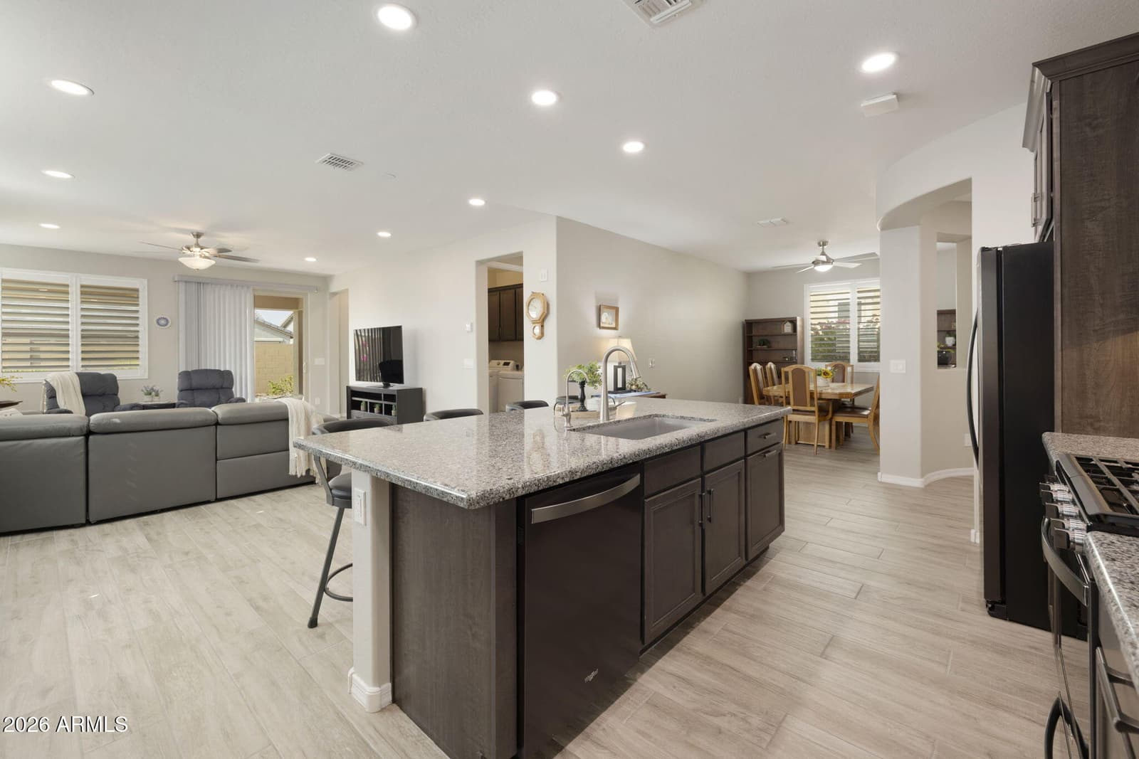 5628 S Remington, Mesa, AZ 85212 — photo 9 of 52