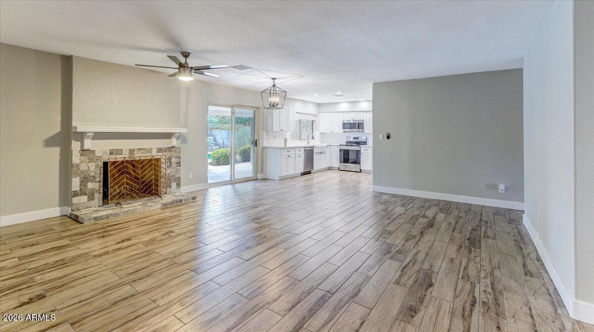 8637 E Camelback Road, Scottsdale, AZ 85251 — photo 10 of 44