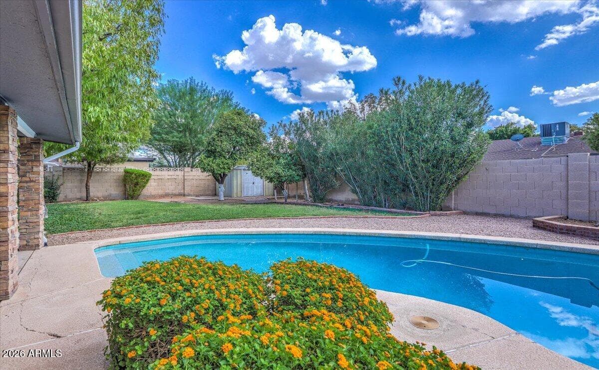 8637 E Camelback Road, Scottsdale, AZ 85251 — photo 41 of 44